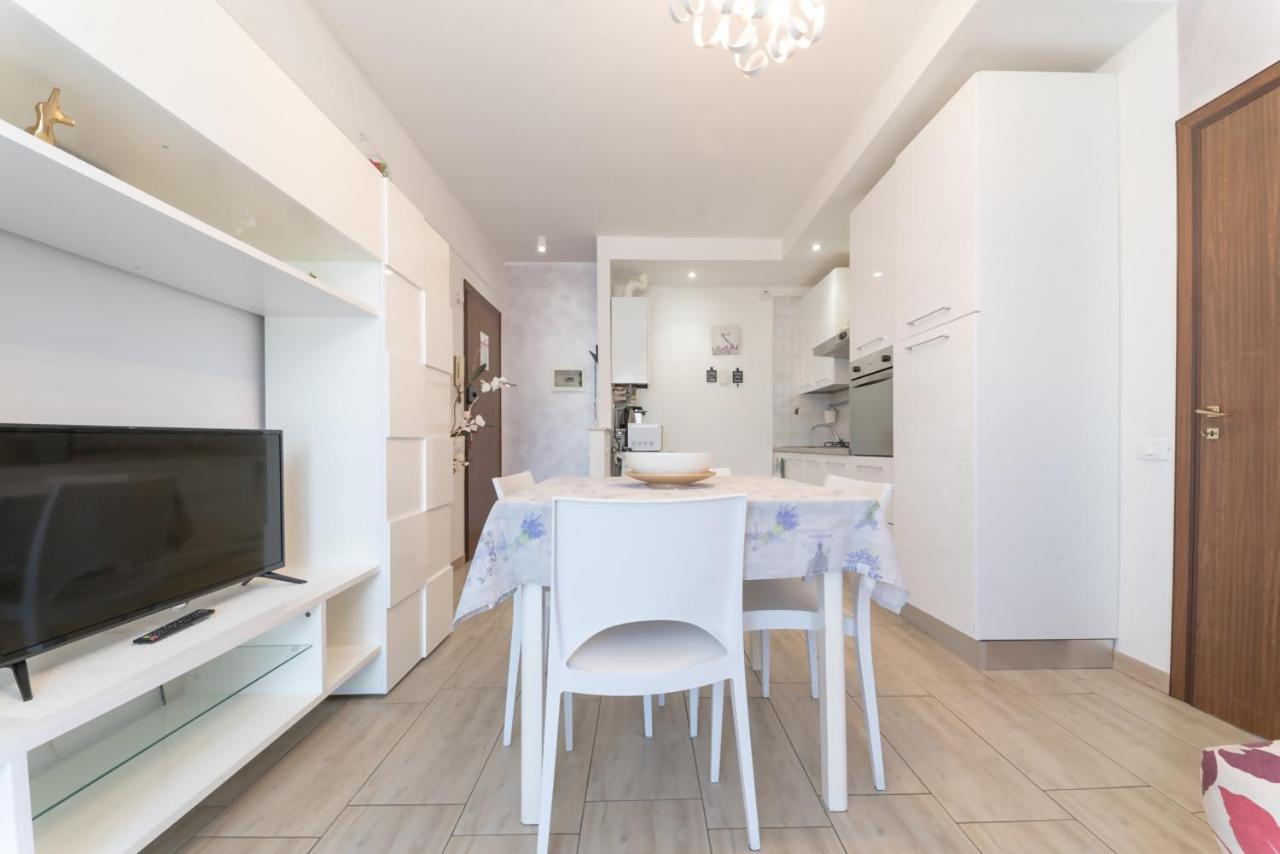 Two-Bedroom House - Photo 19