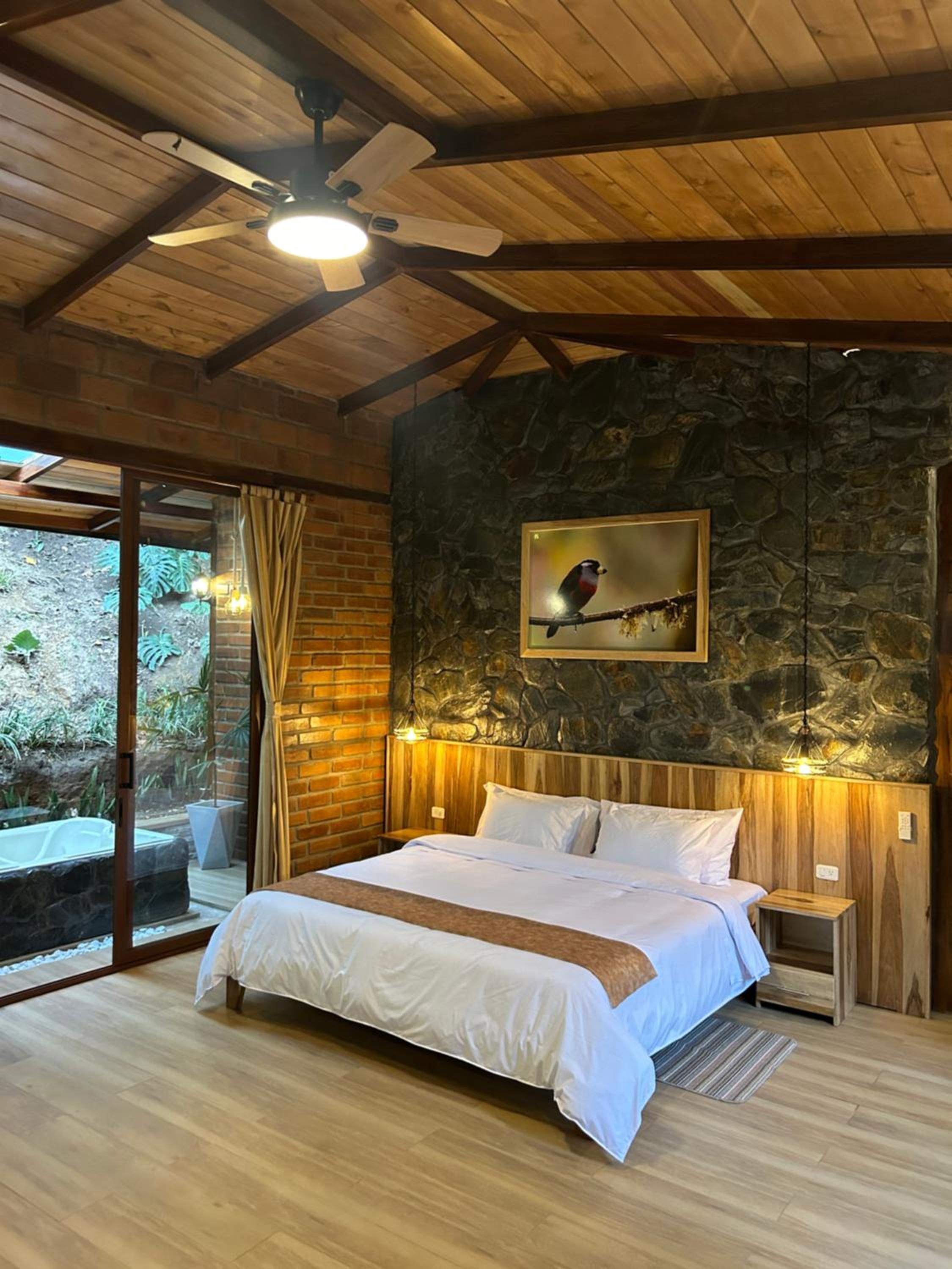 King Suite with Spa Bath photo 1