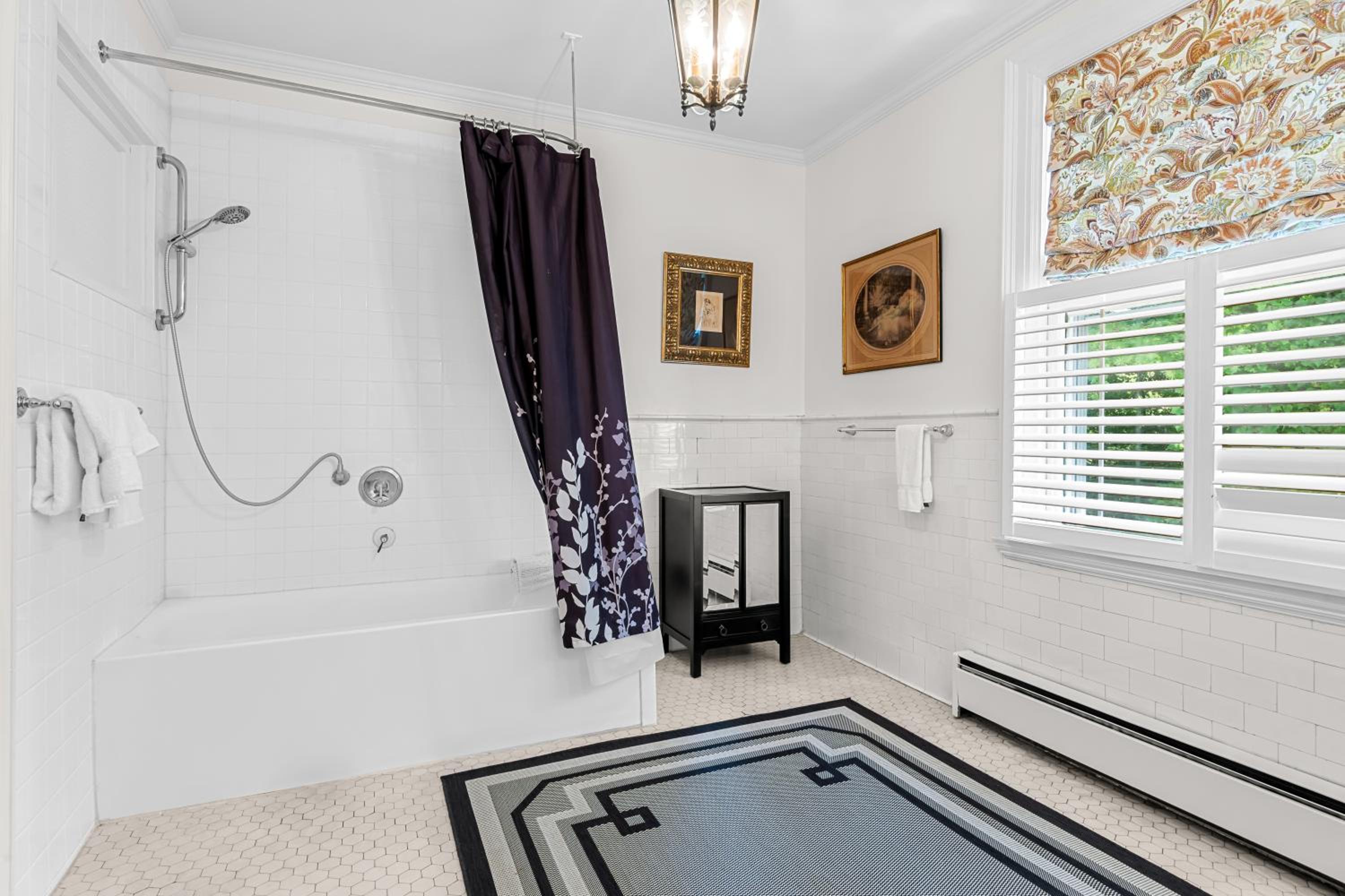 Deluxe Suite - Photo 3