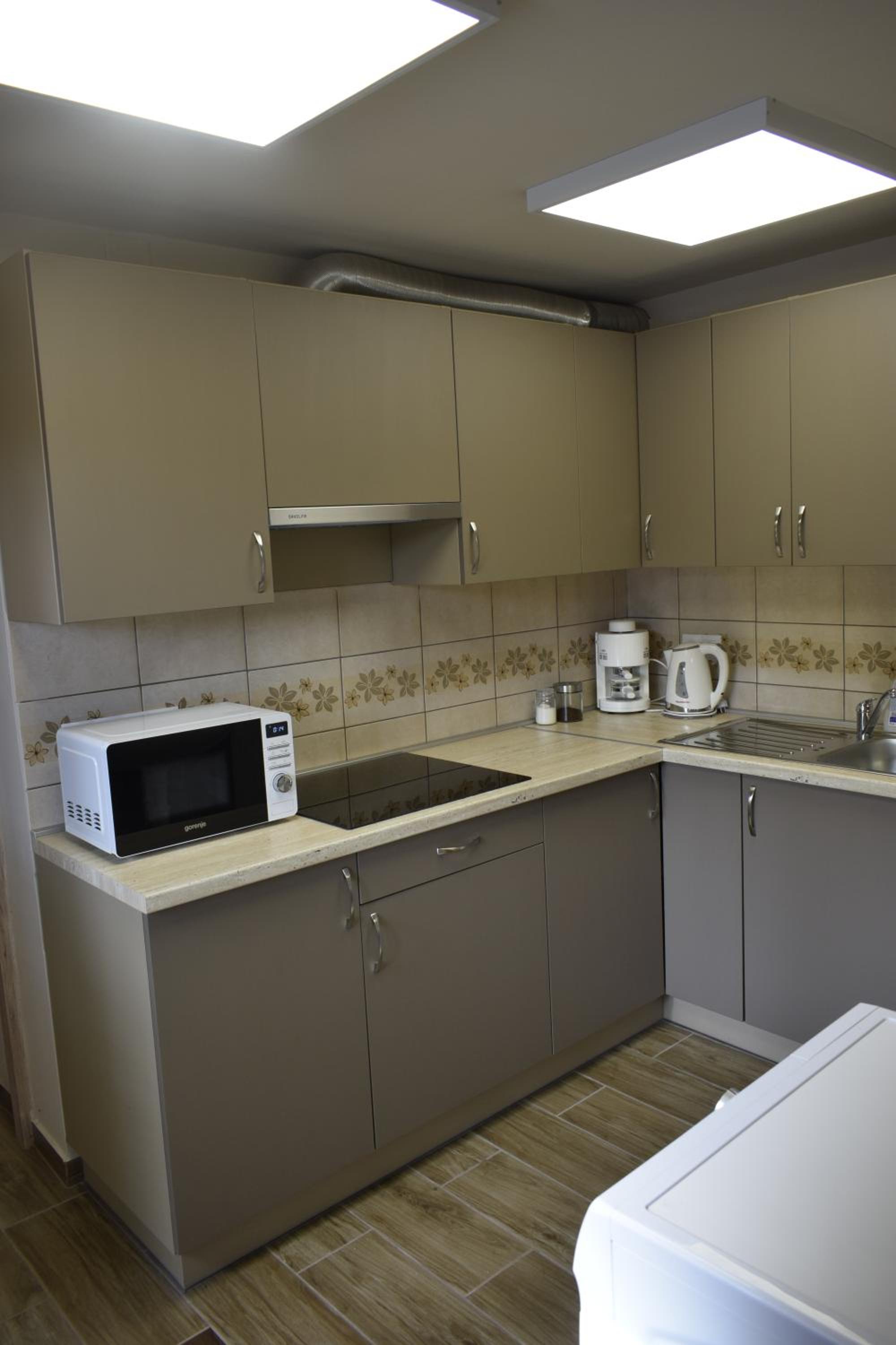 Studio Apartment photo 2