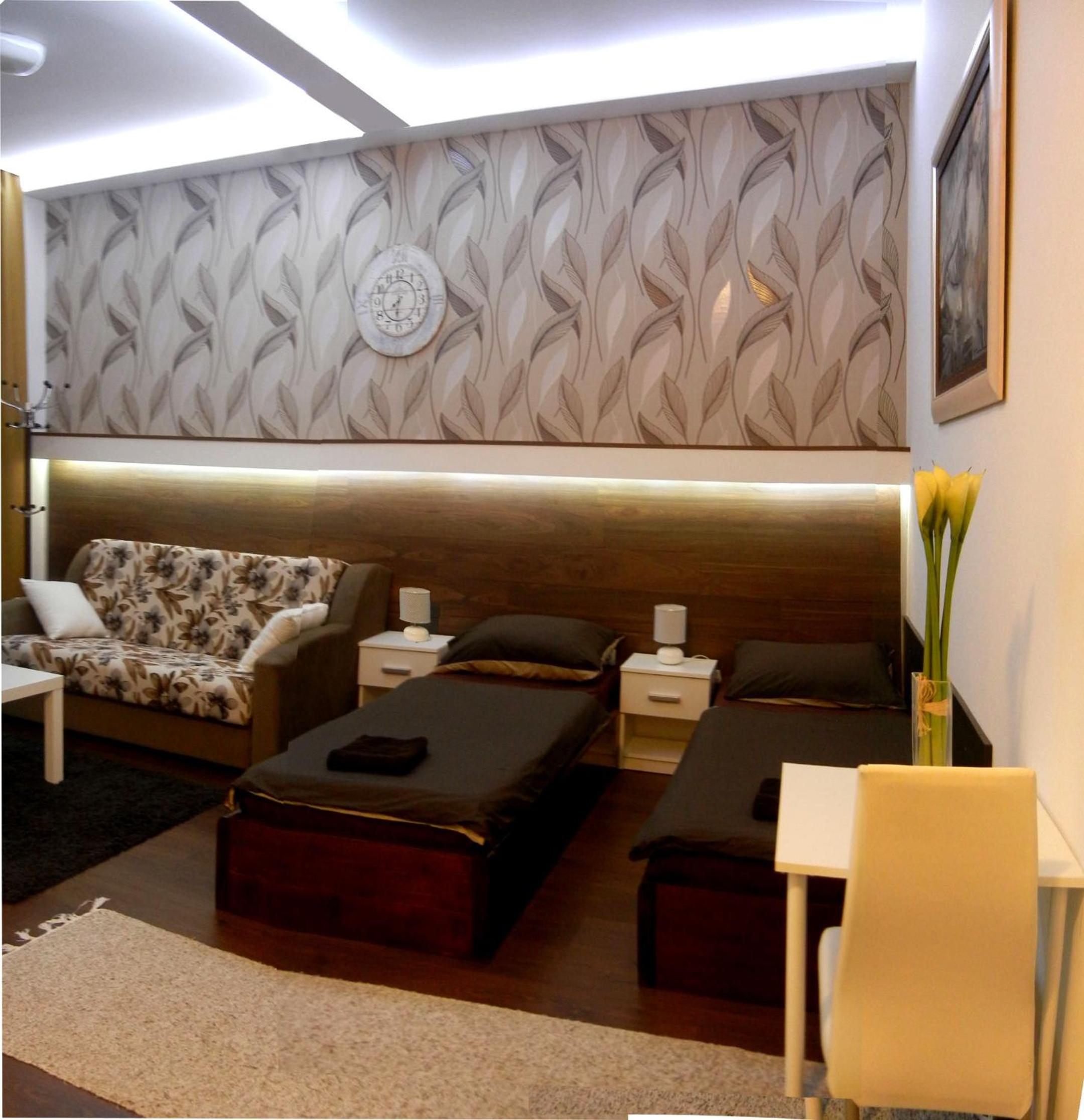 Studio Apartment photo 1
