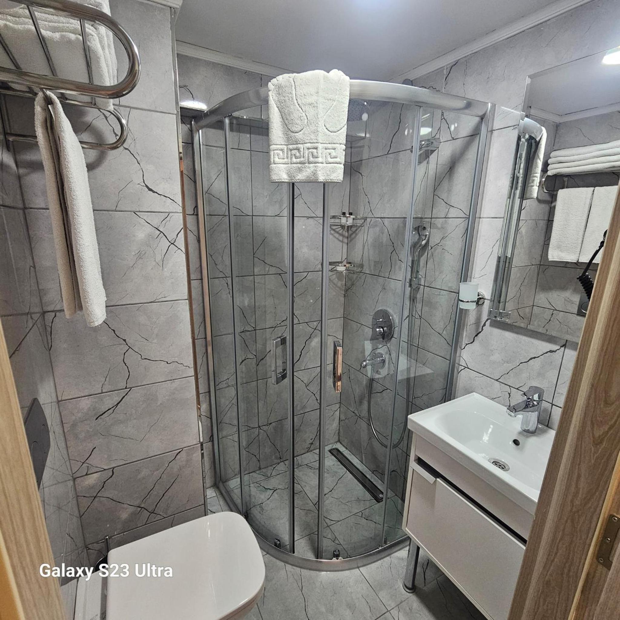 Budget Triple Room photo 2