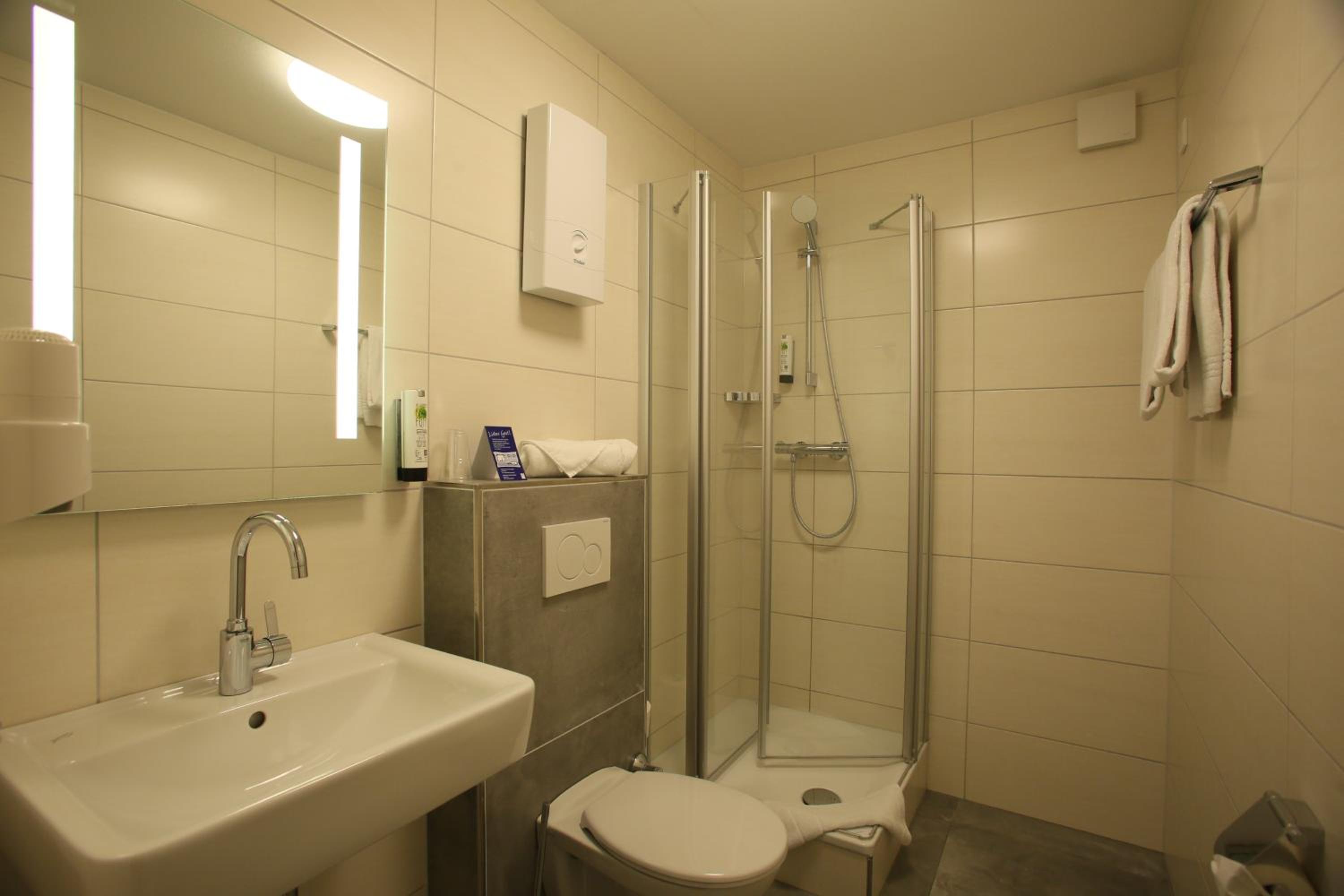 Single Room photo 2