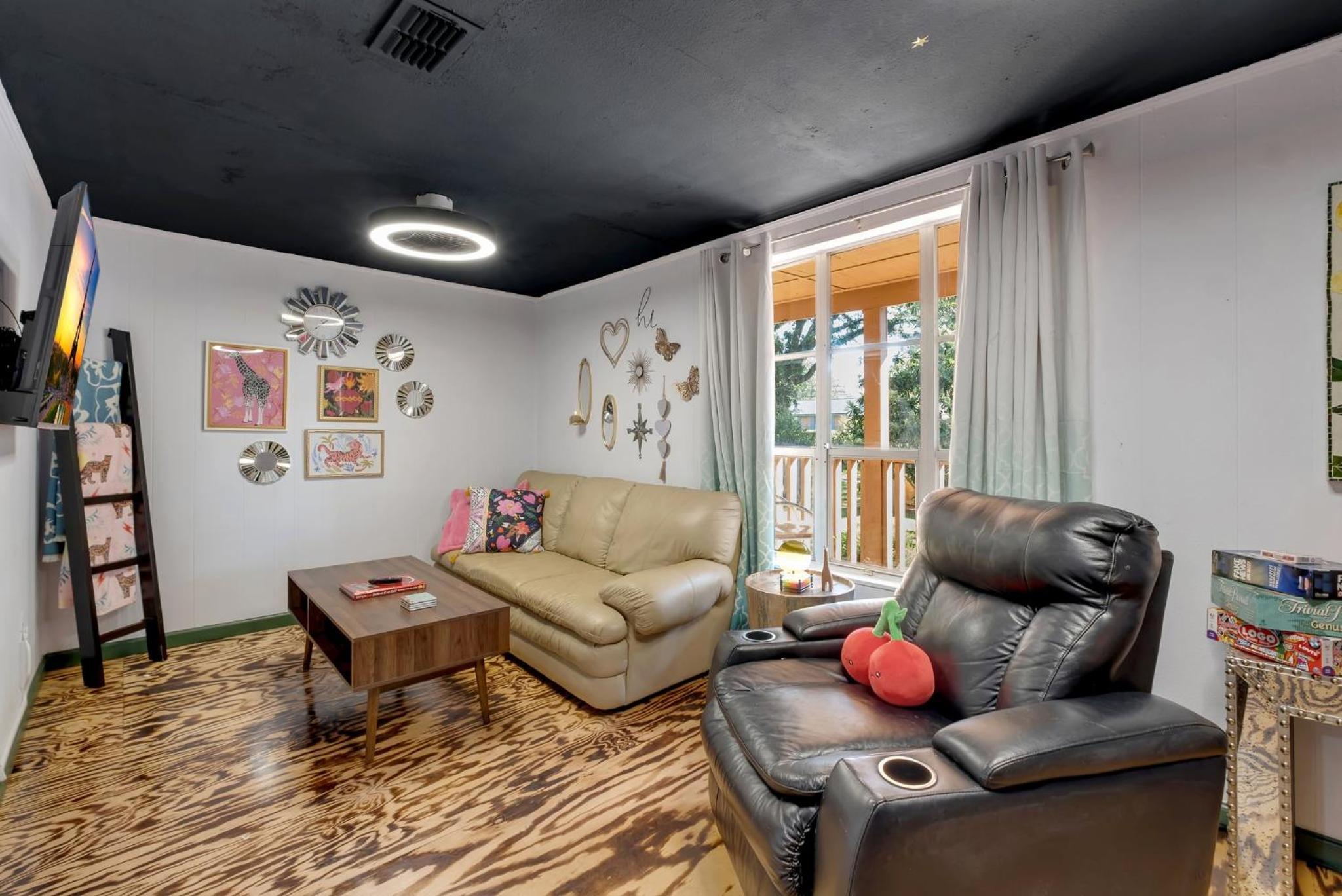 Two-Bedroom House photo 1