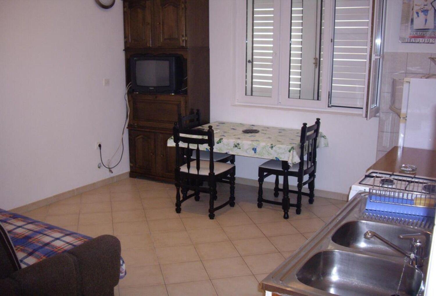 One-Bedroom Apartment with Sea View photo 3