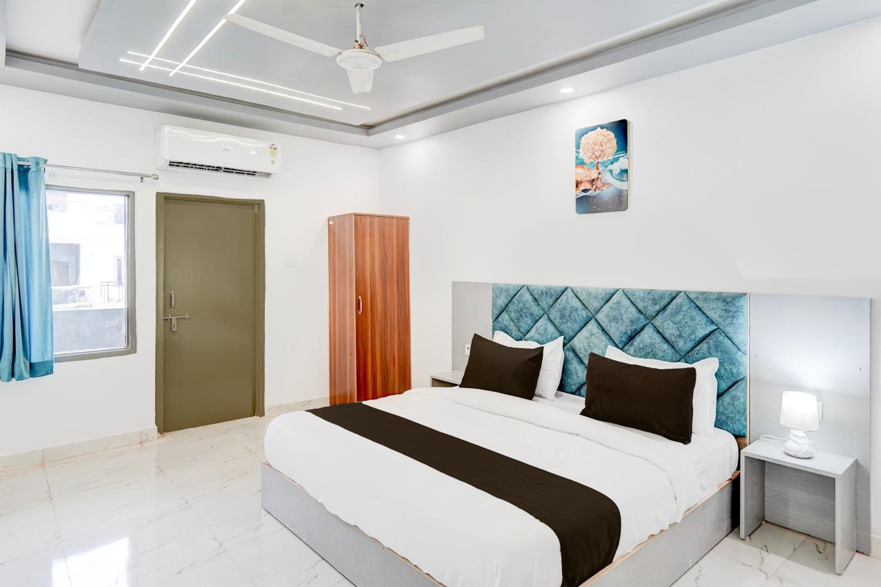 Classic Triple Room