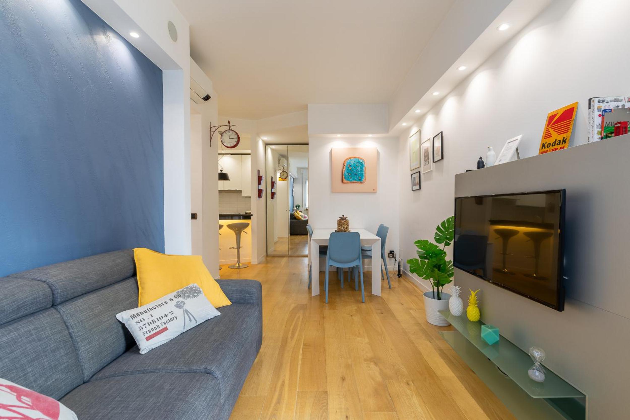 One-Bedroom Apartment