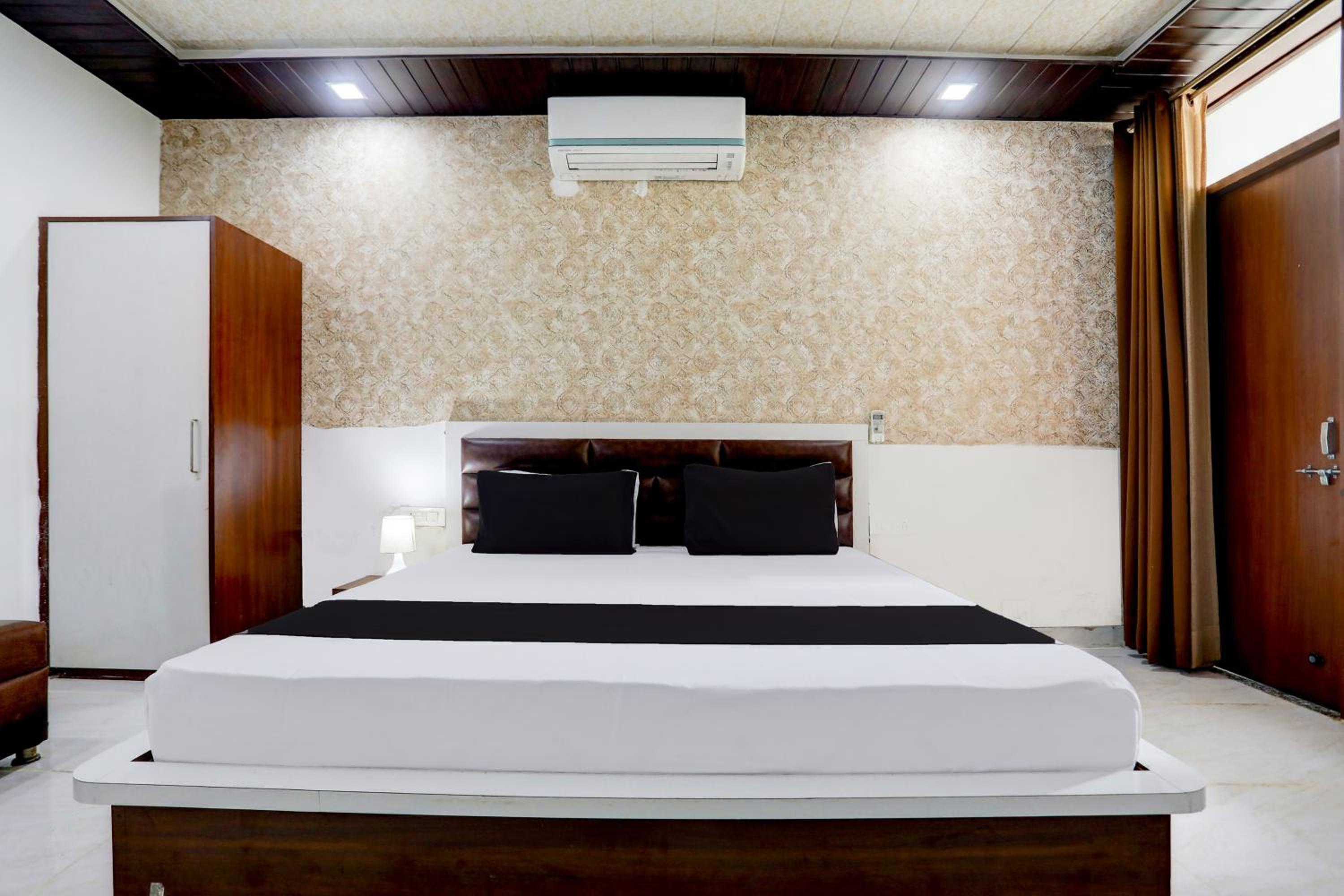 Classic Triple Room photo 3