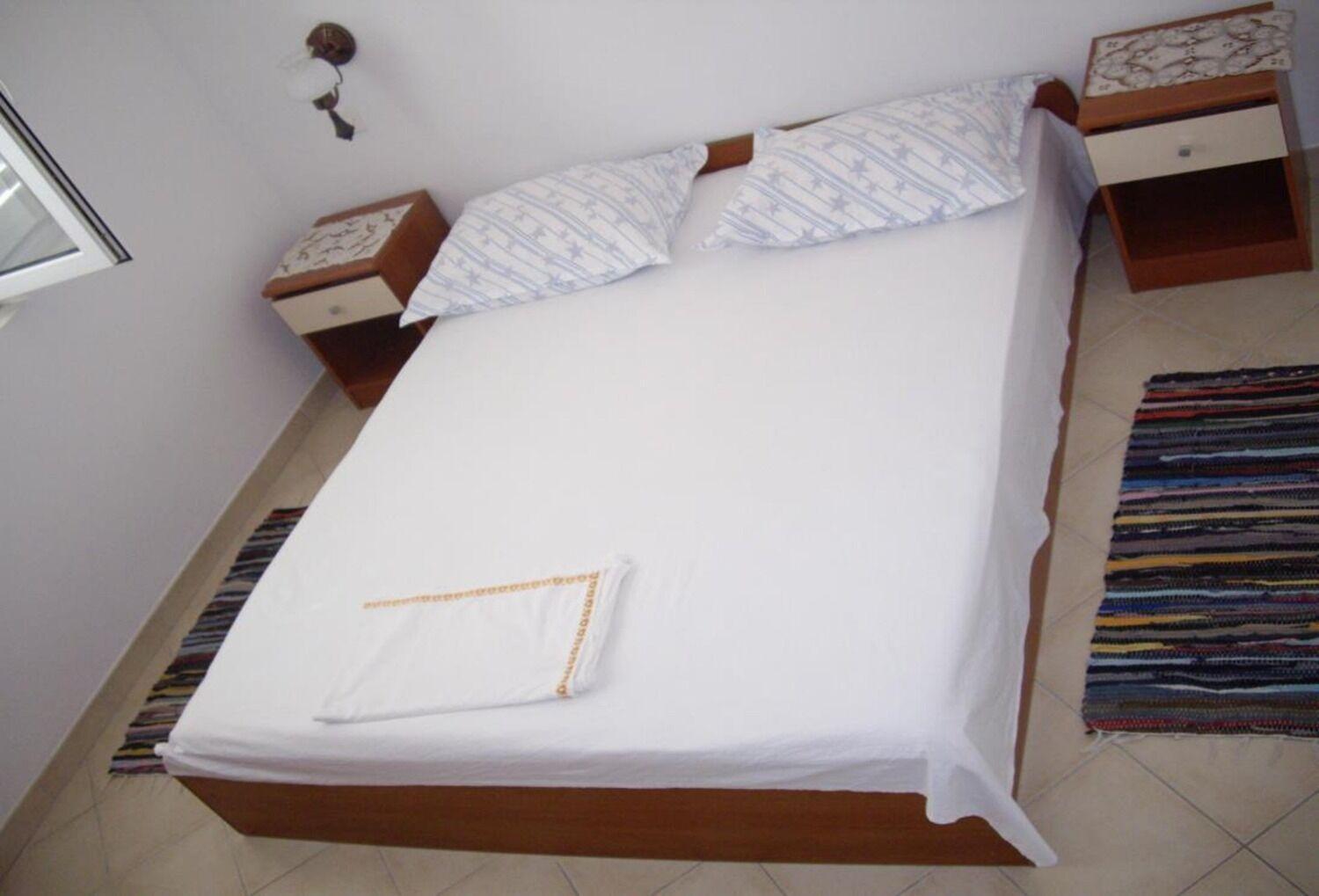One-Bedroom Apartment with Sea View photo 1