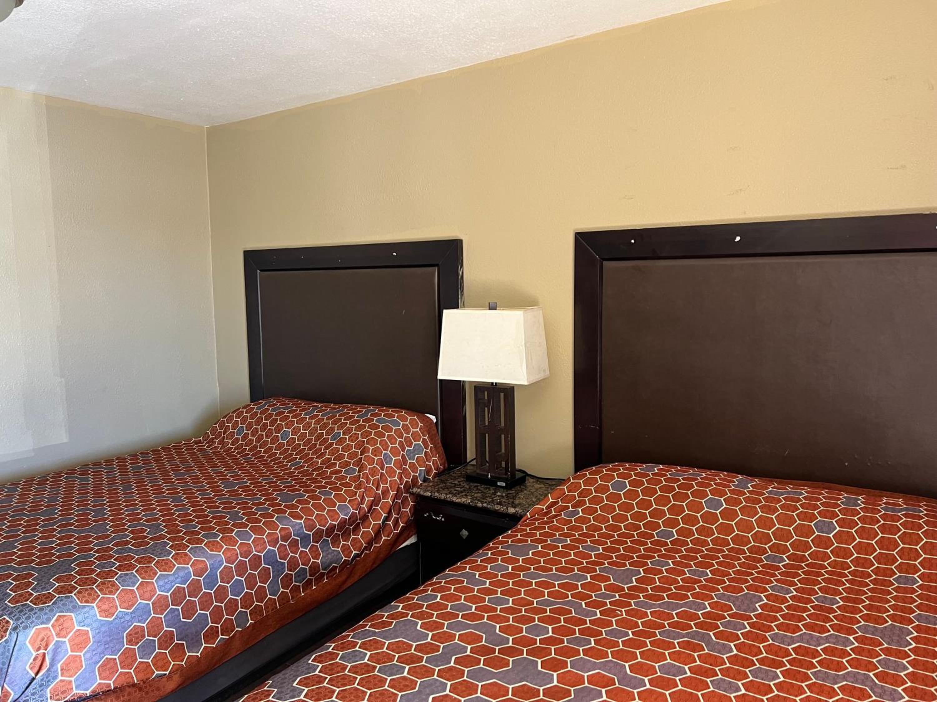 Double Room - Photo 1