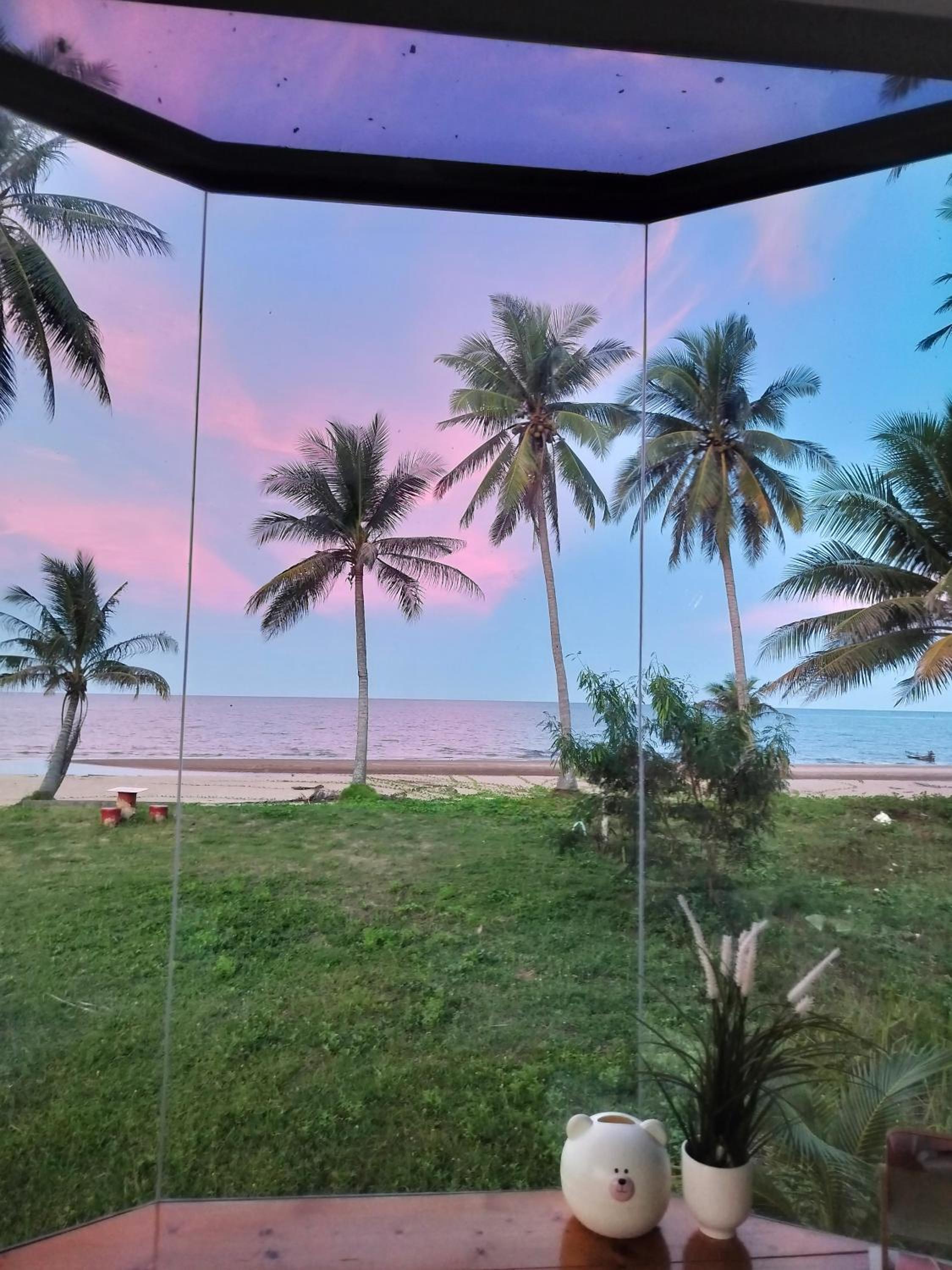 Villa - Beach Front photo 2