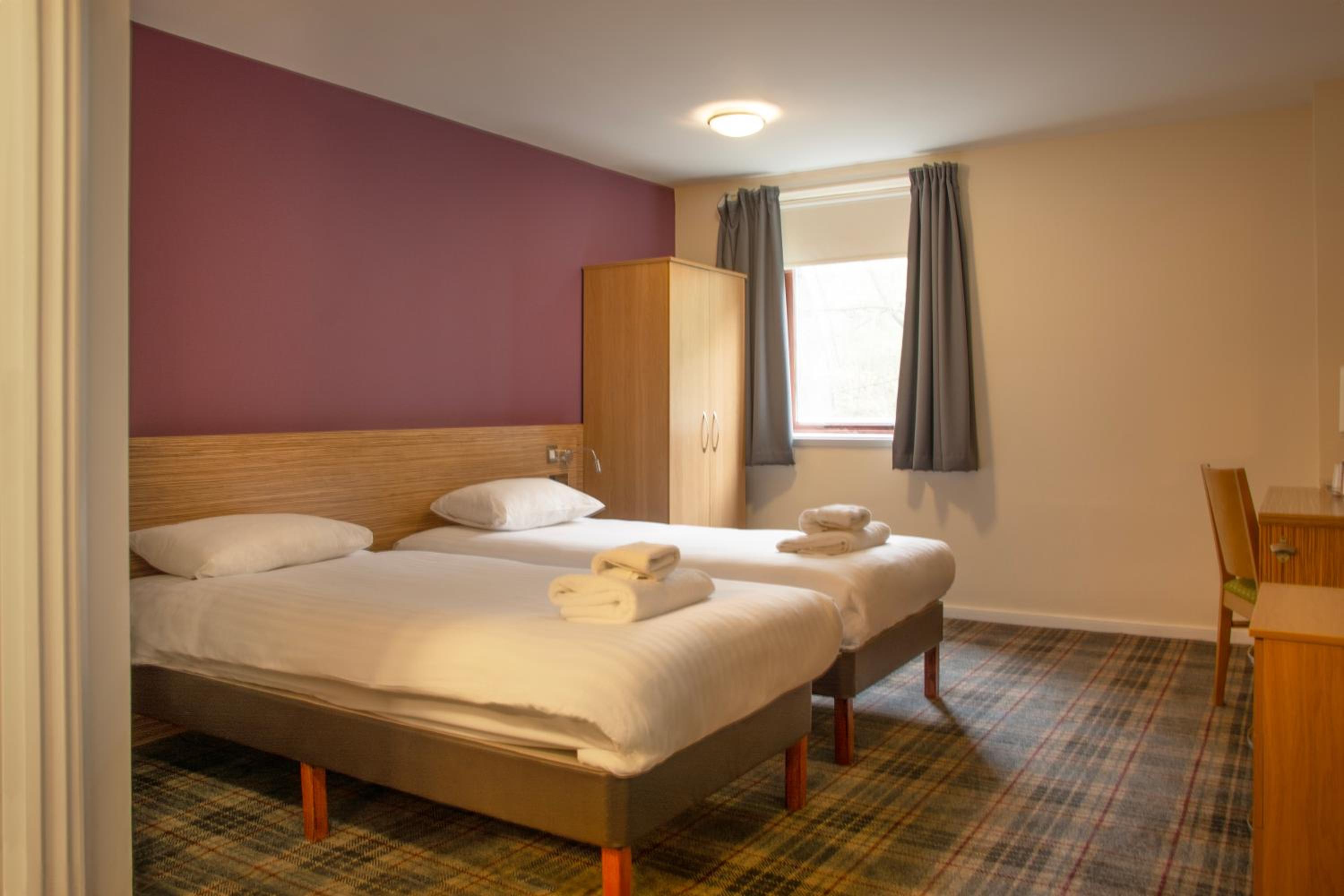 Twin Room - Photo 1