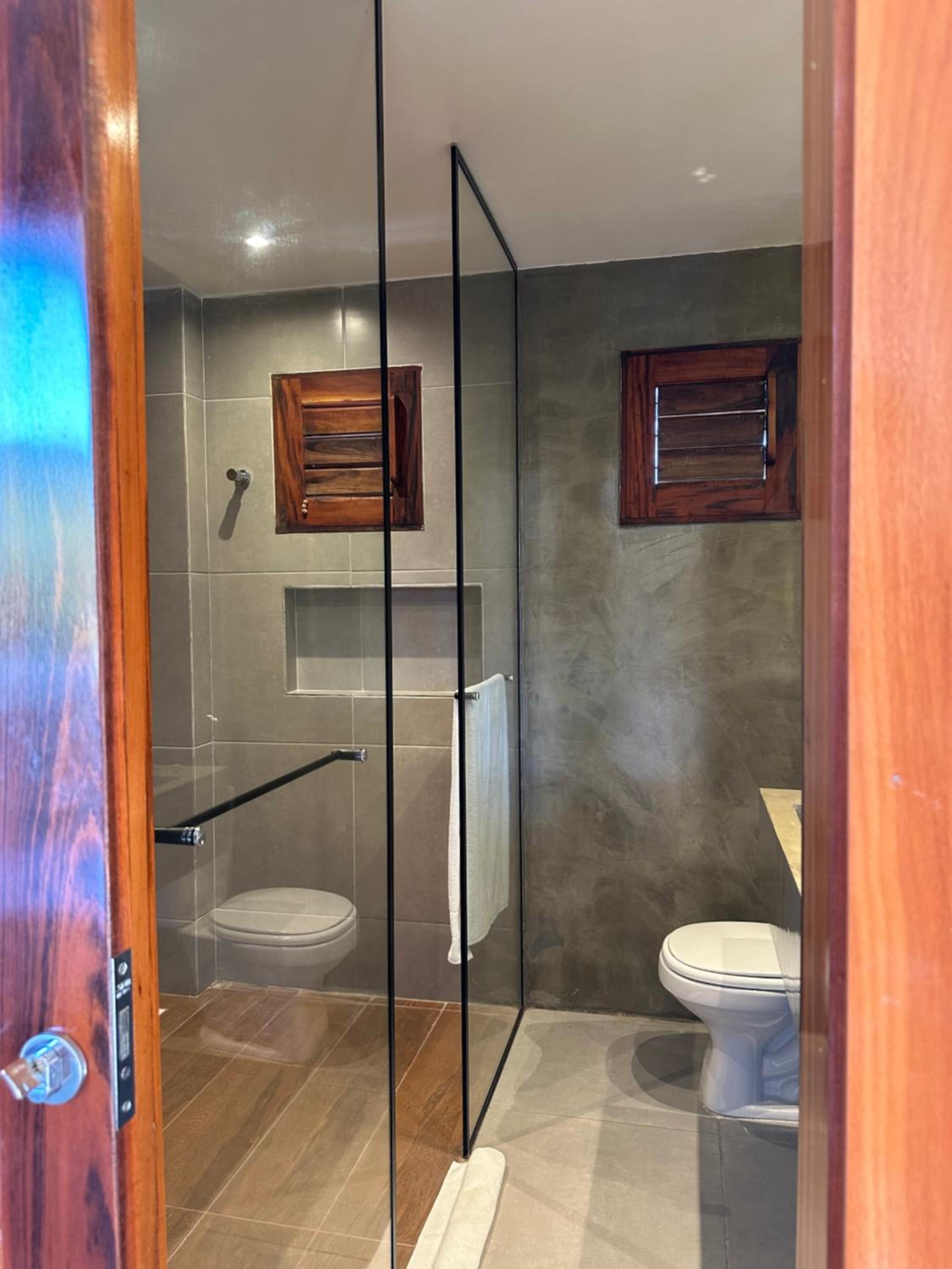 Quadruple Room - Photo 11