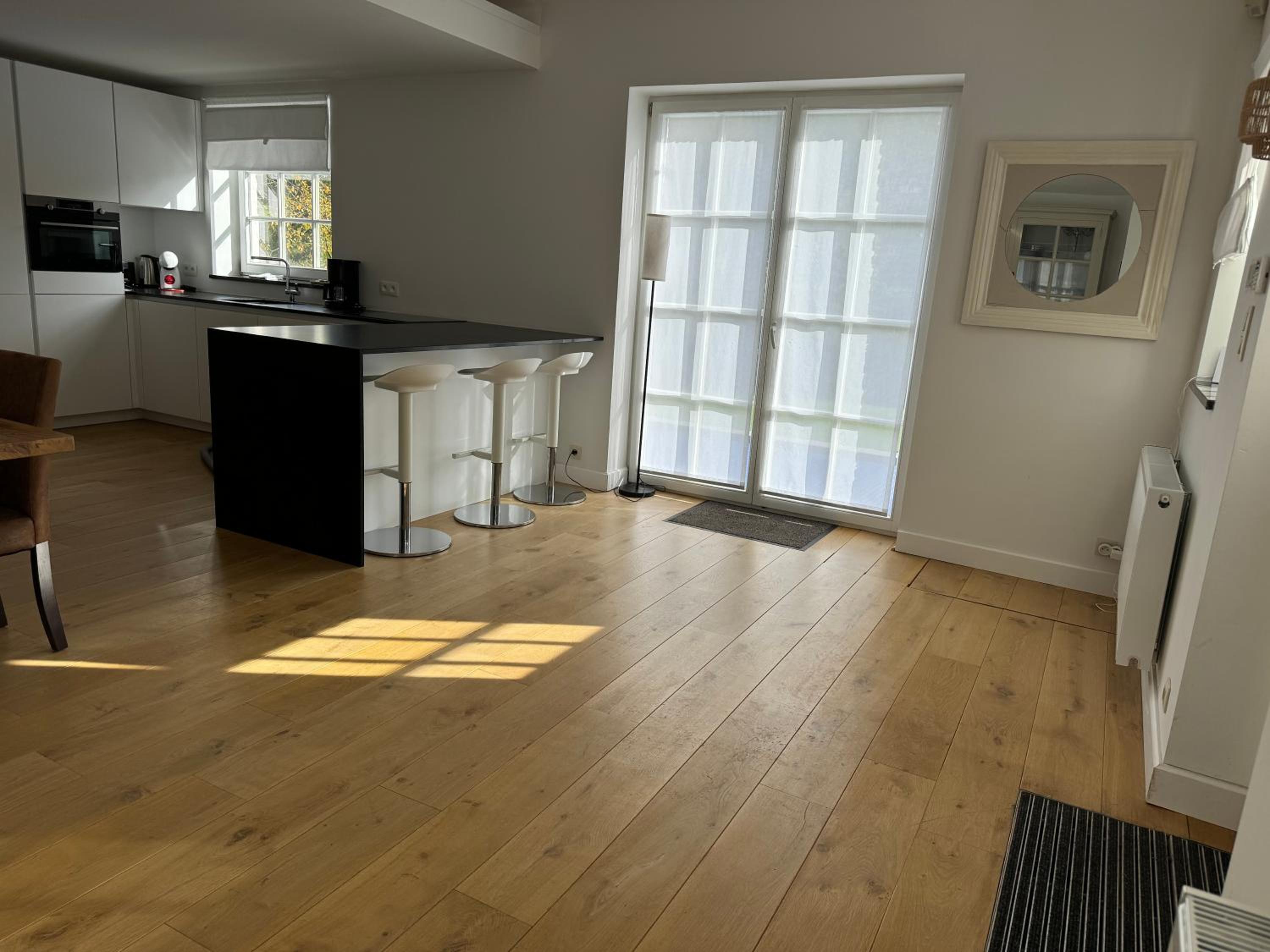 One-Bedroom House photo 3