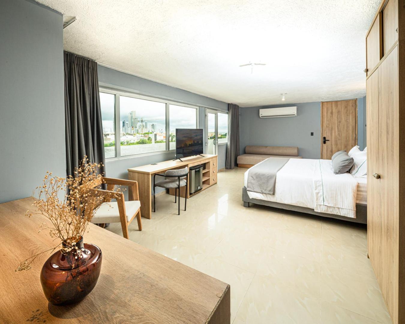Suite with Private Pool photo 2