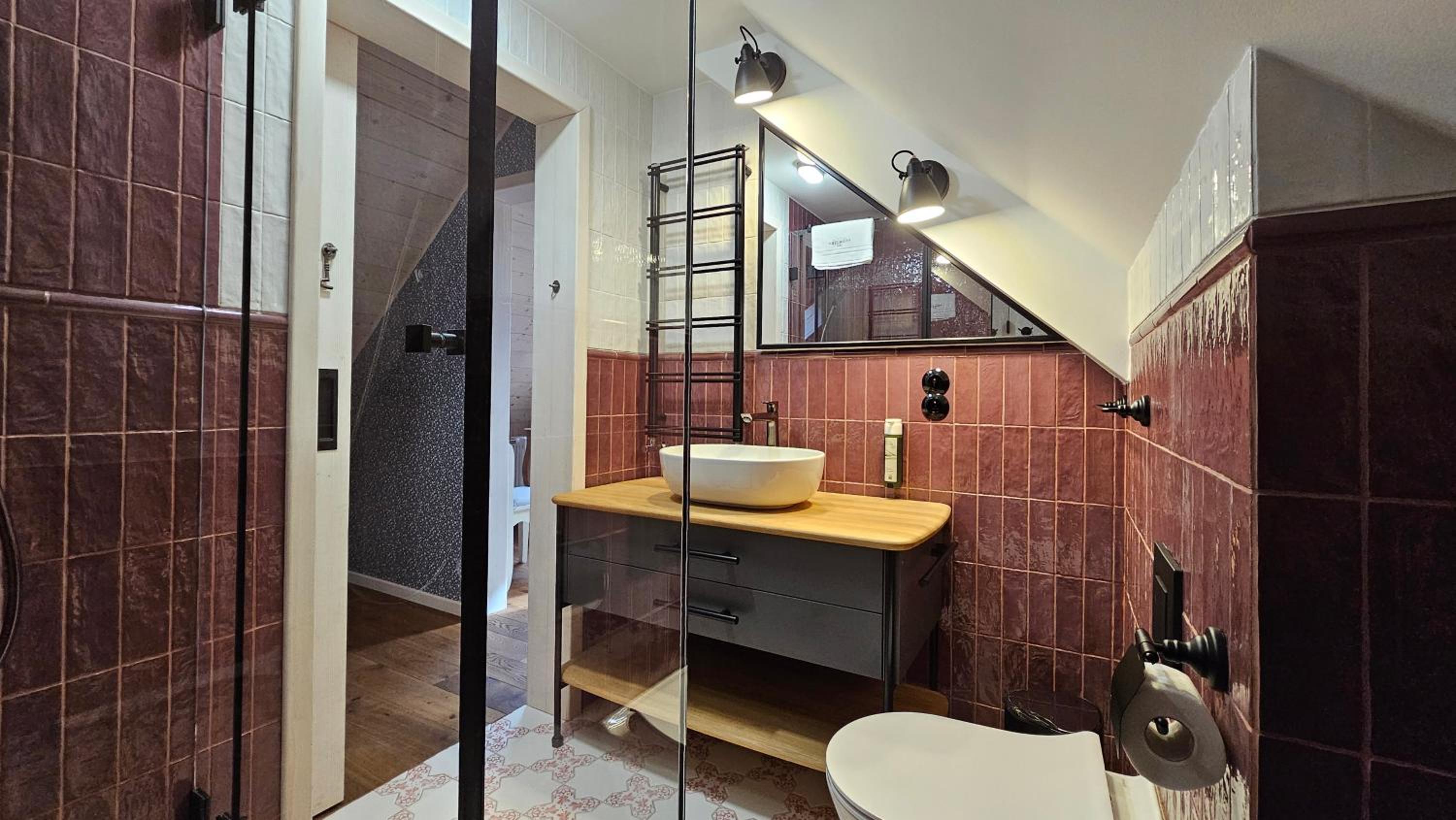 One-Bedroom Family Apartment - Photo 8