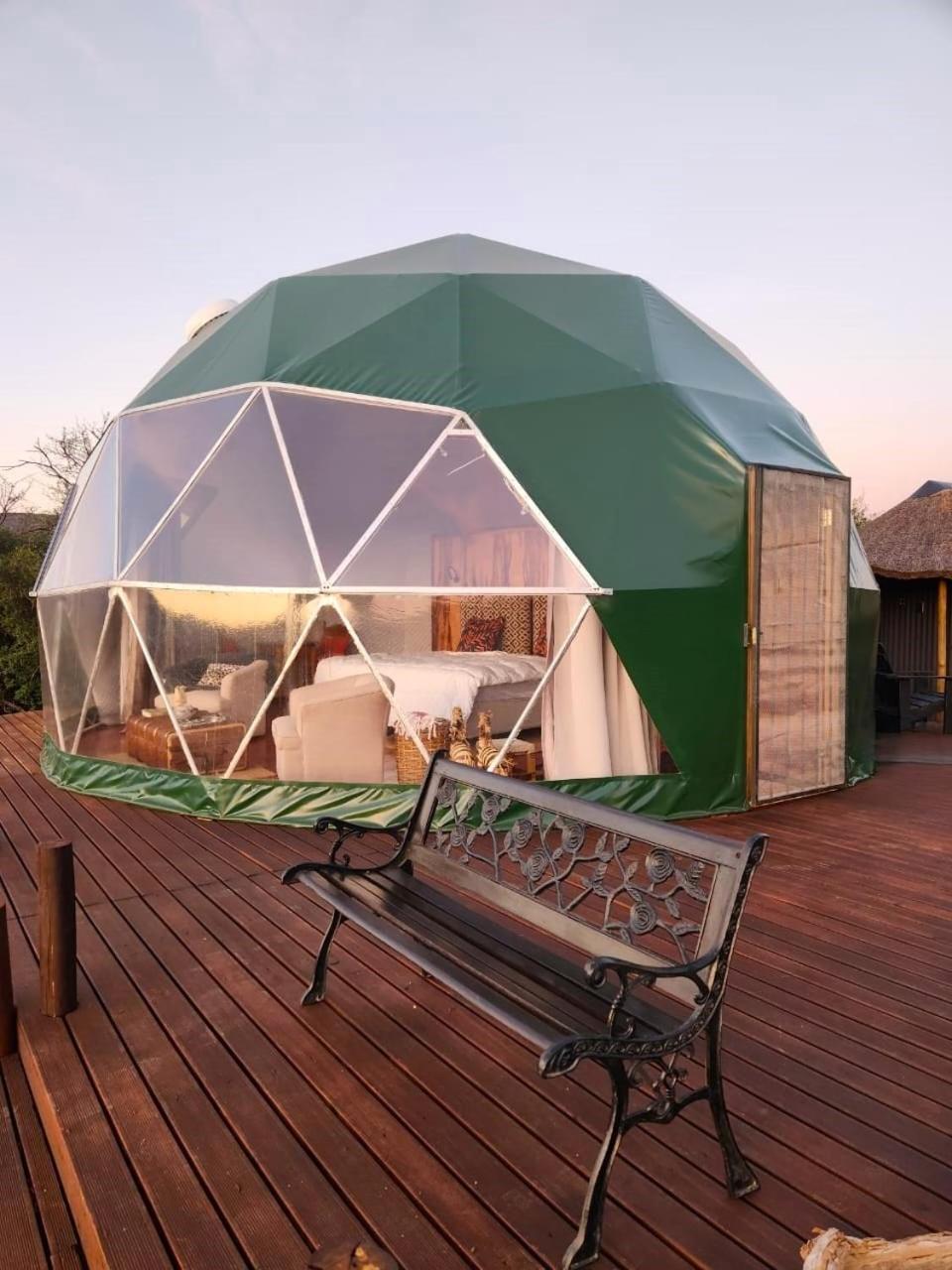 Luxury King Room photo 2