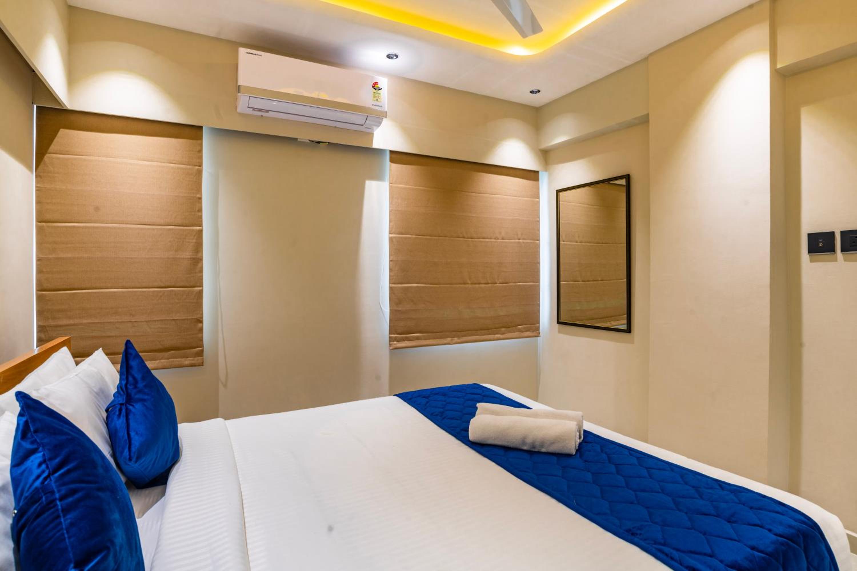 Superior Suite - Photo 6