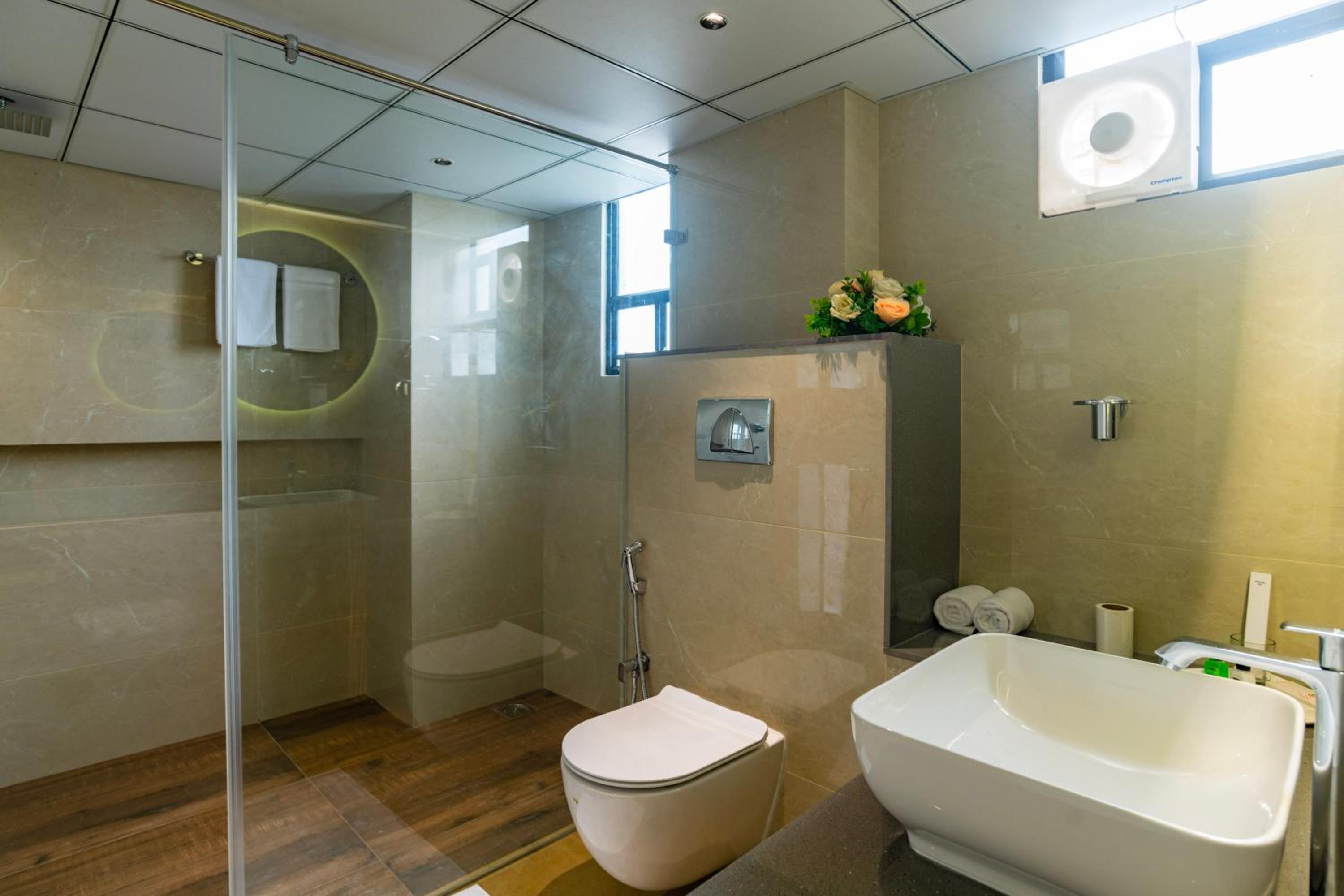 Superior Suite - Photo 2