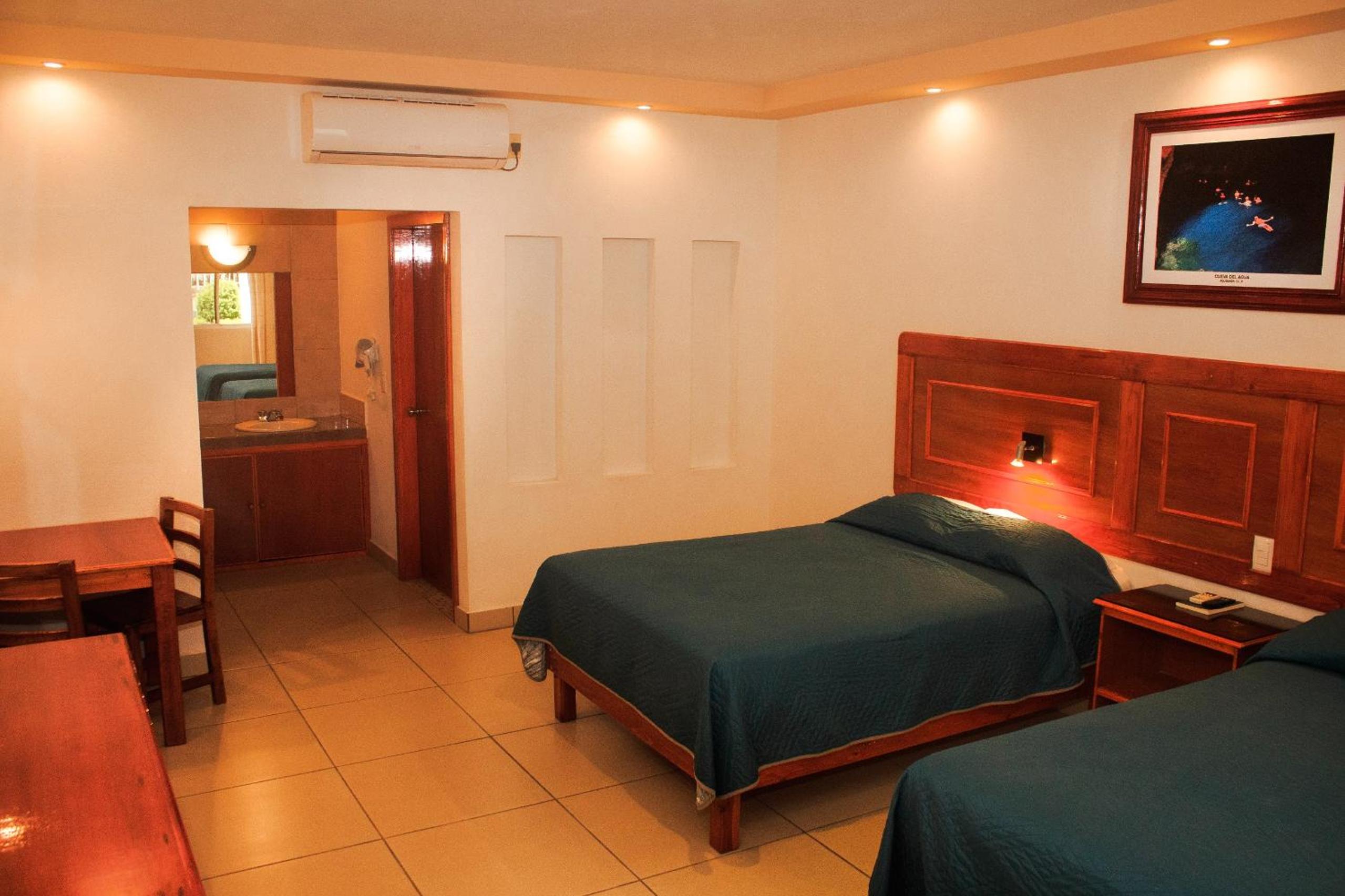 Twin Room photo 1