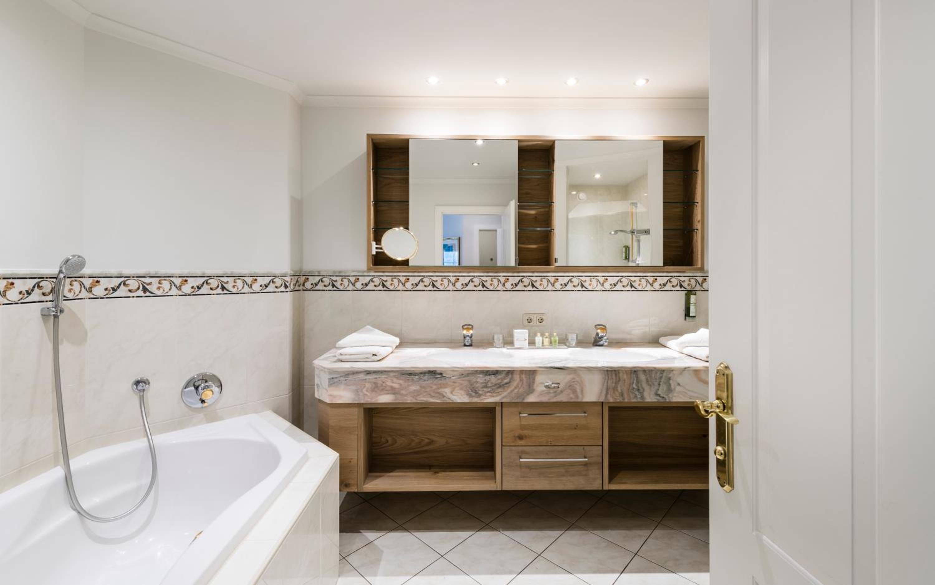 Suite photo 2