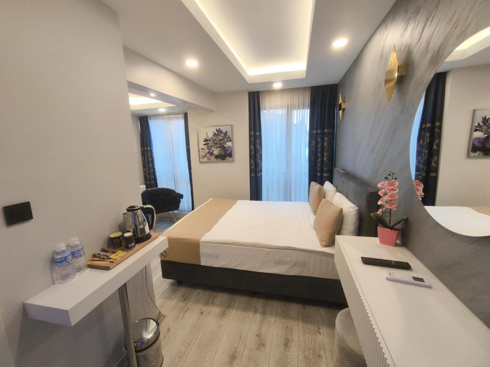 Double Room with Sea View photo 1