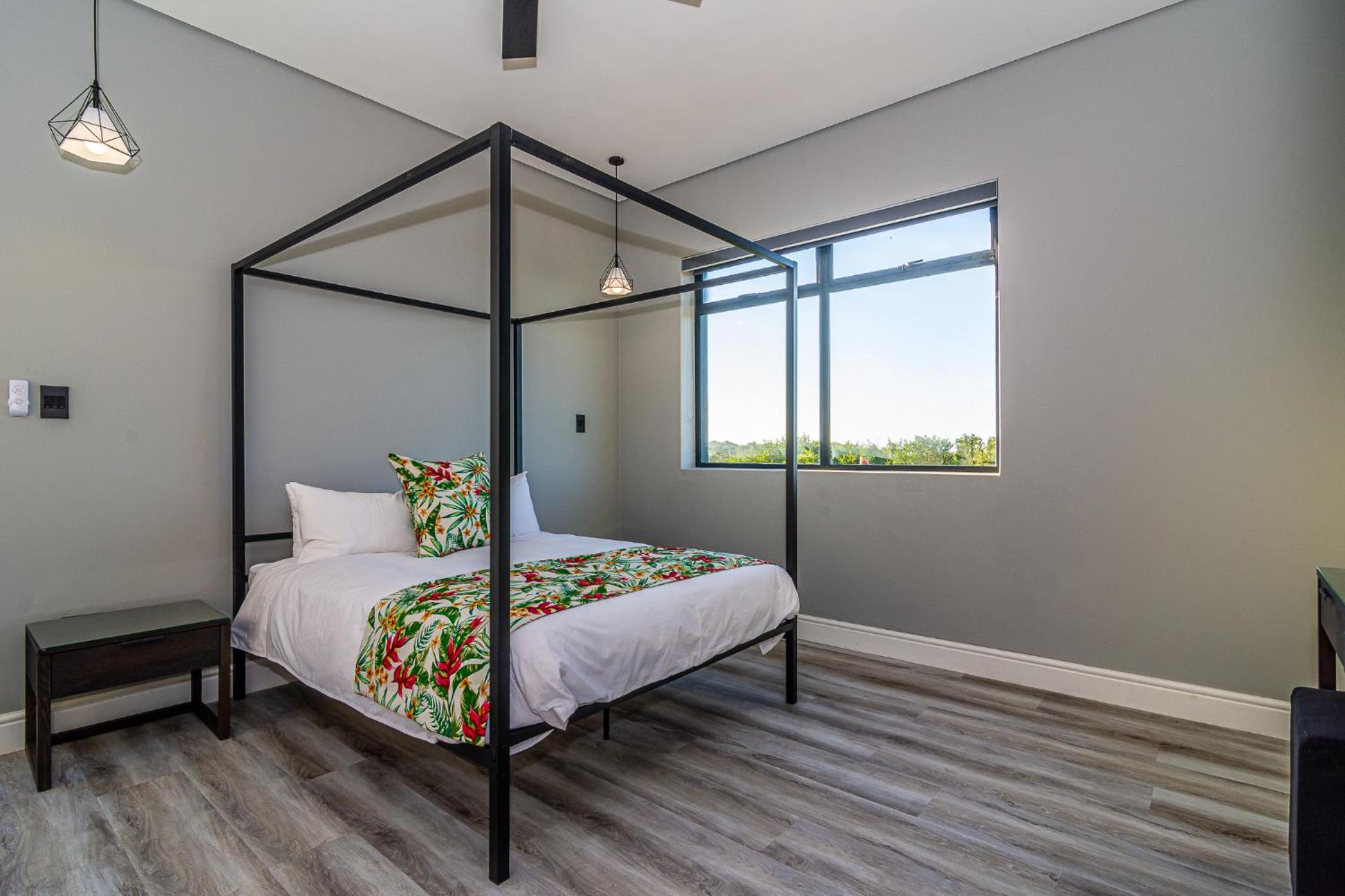 Four-Bedroom House photo 1