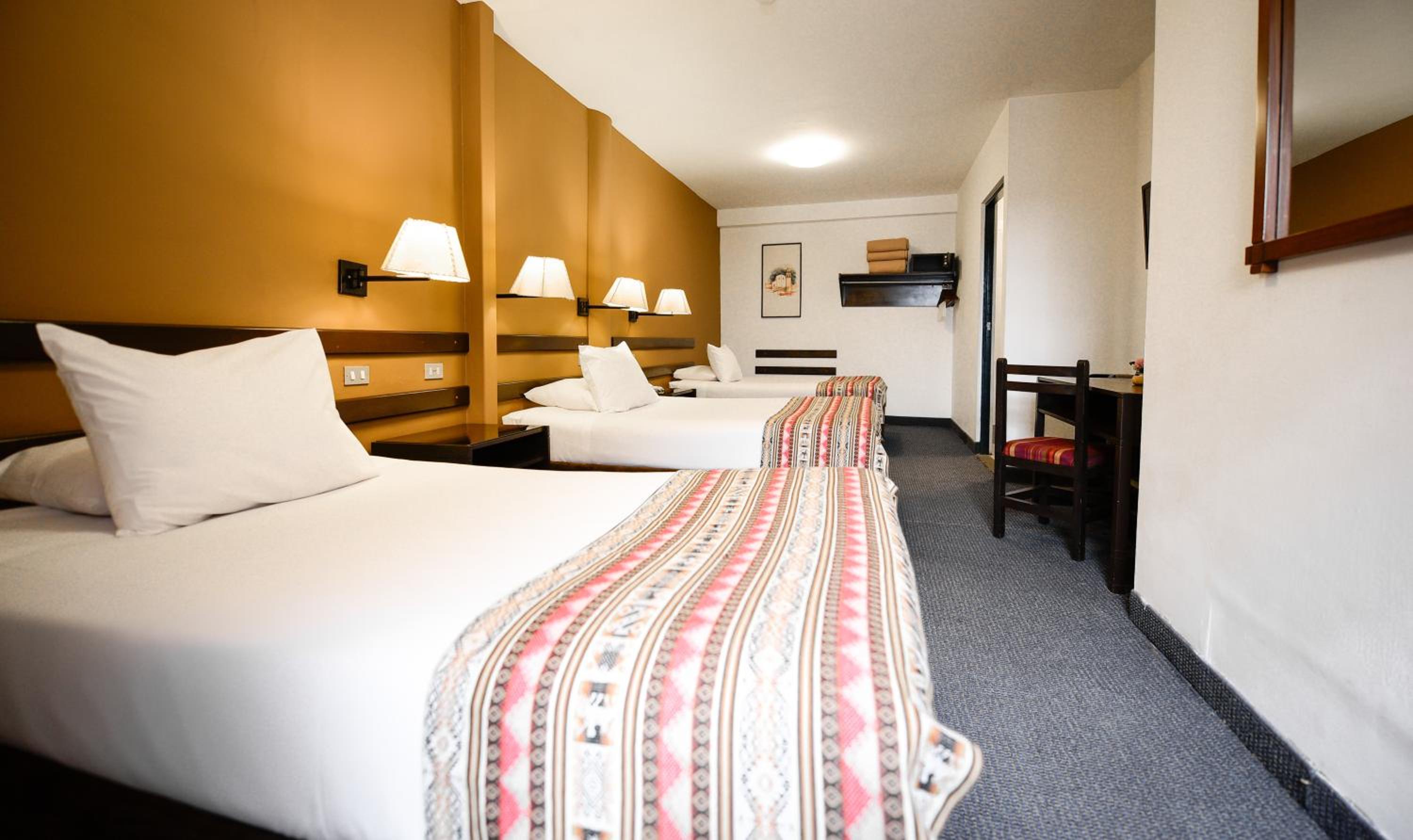 Standard Triple Room photo 2