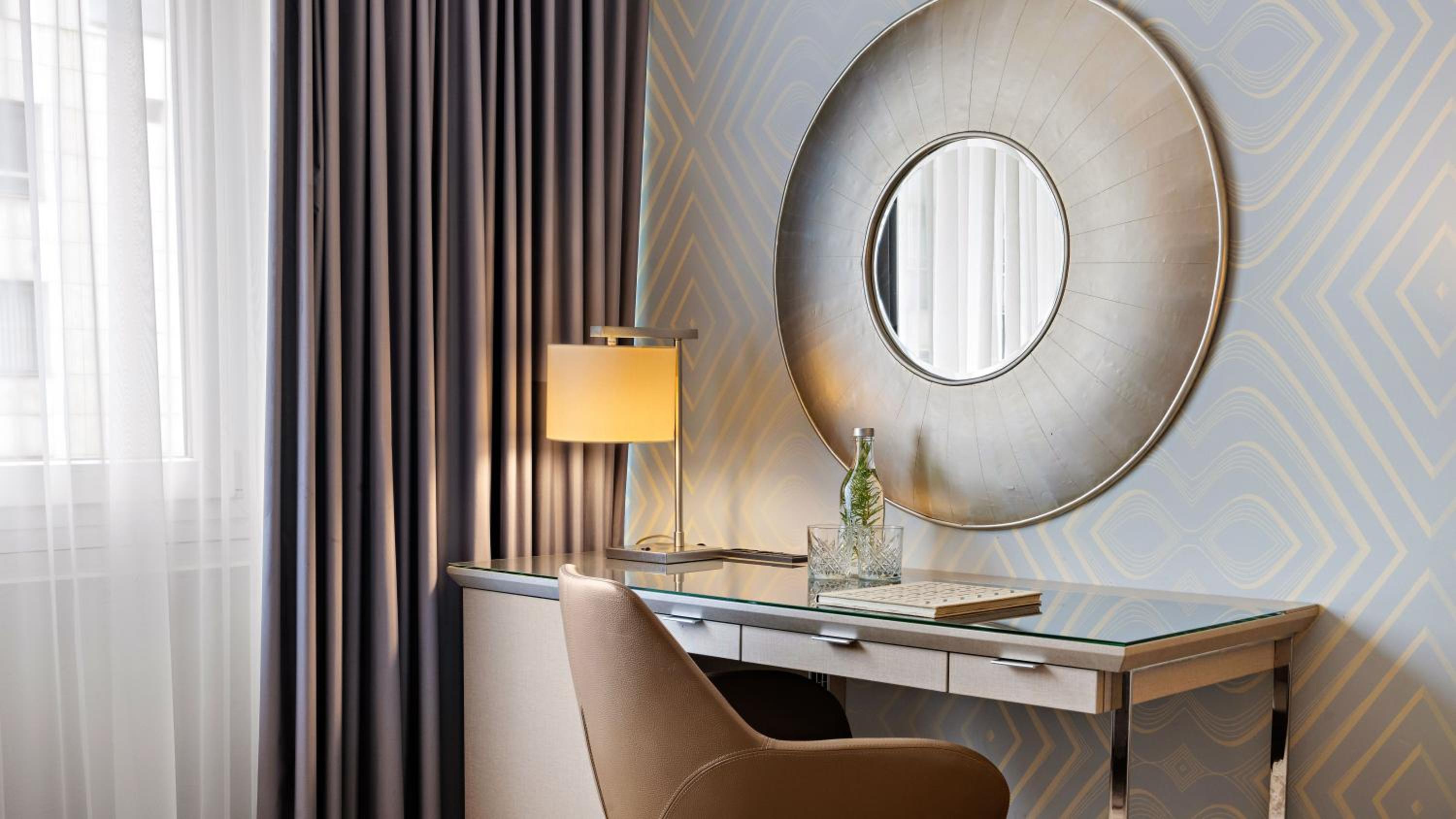 Standard Twin Room - Photo 3