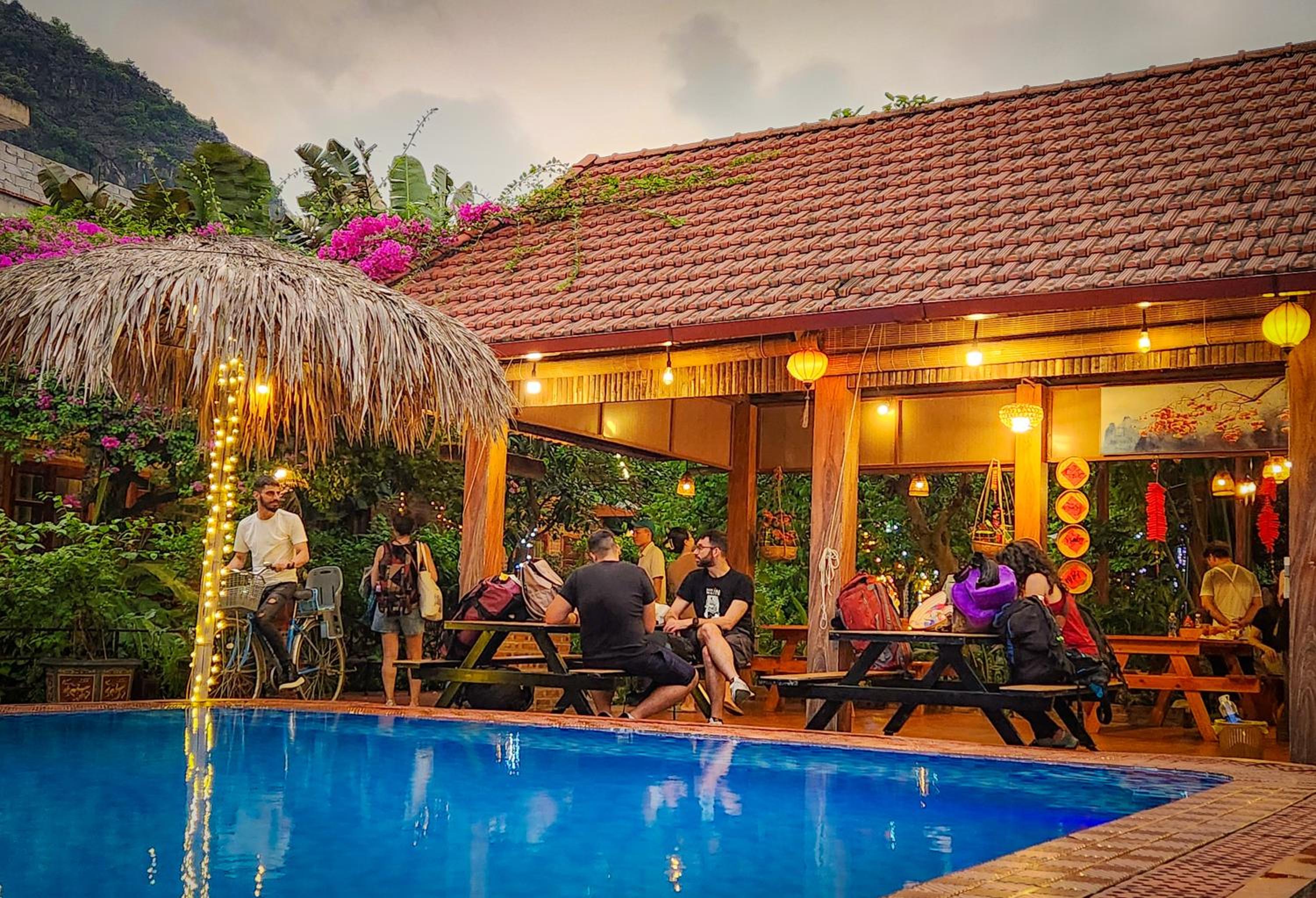 Deluxe Bungalow With Garden View photo 3