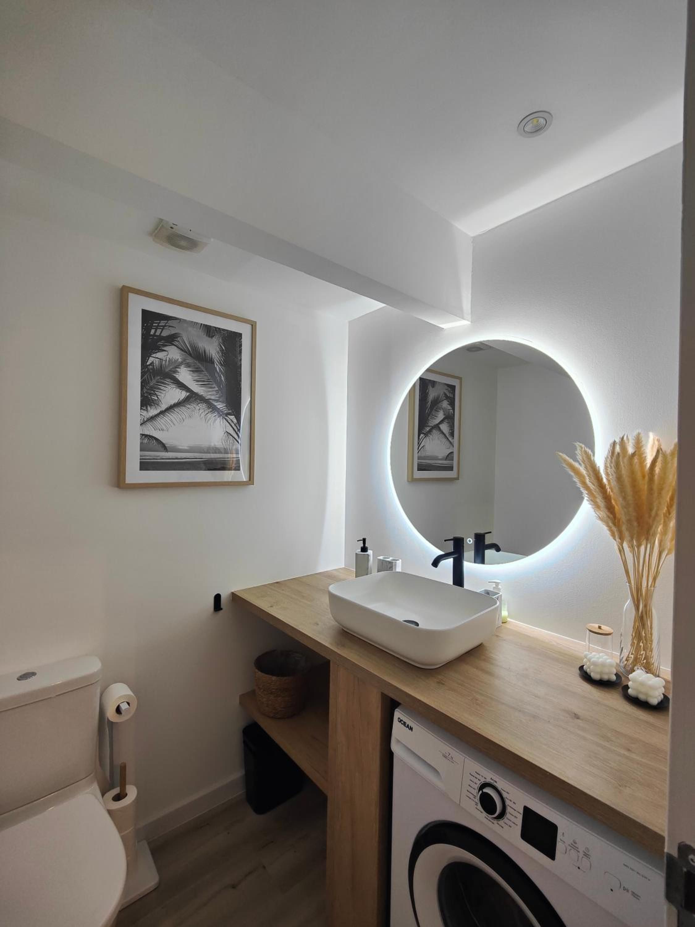 Two-Bedroom Apartment photo 2