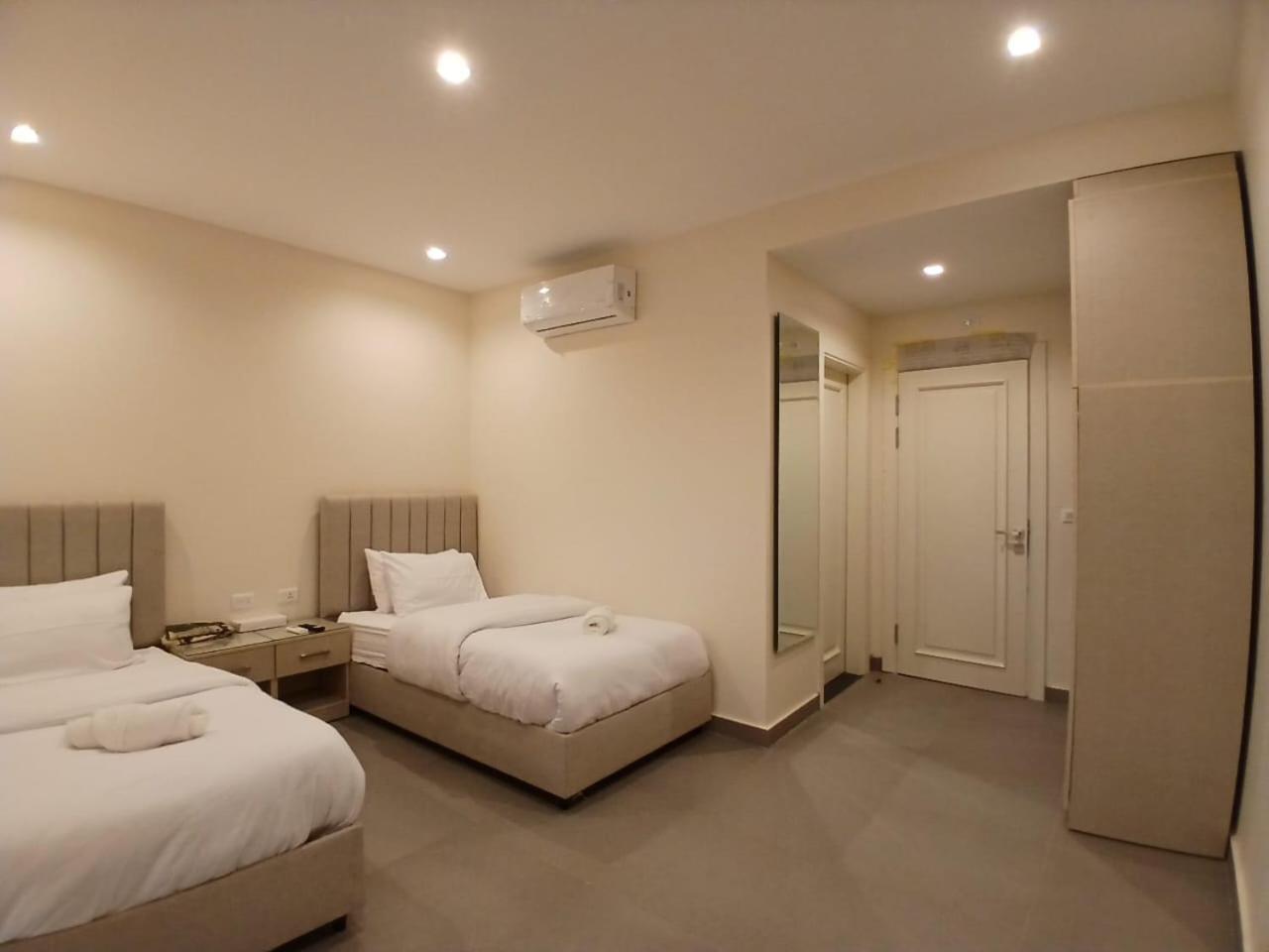 Double Room - Photo 1