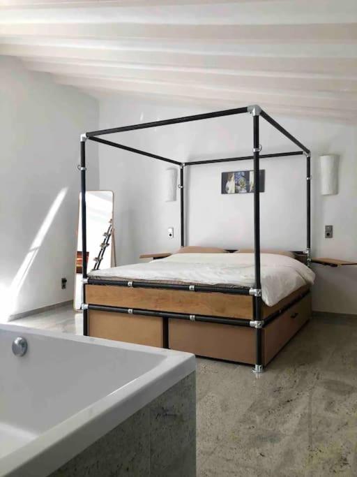 One-Bedroom House photo 2
