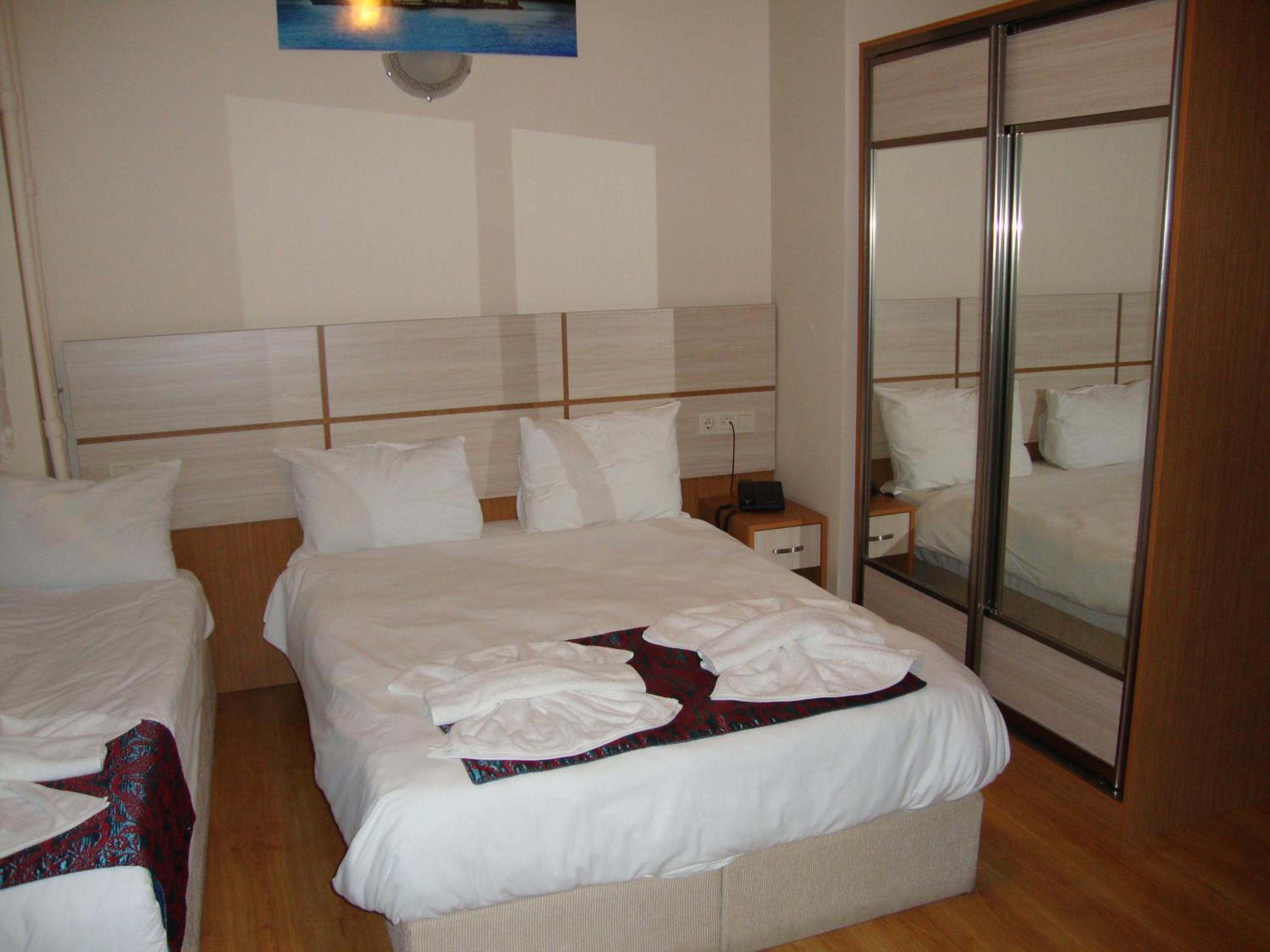 Triple Room photo 2