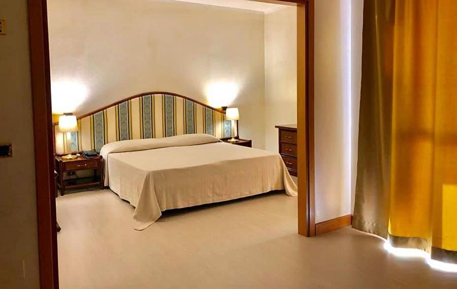 Deluxe Double Or Twin Room photo 1