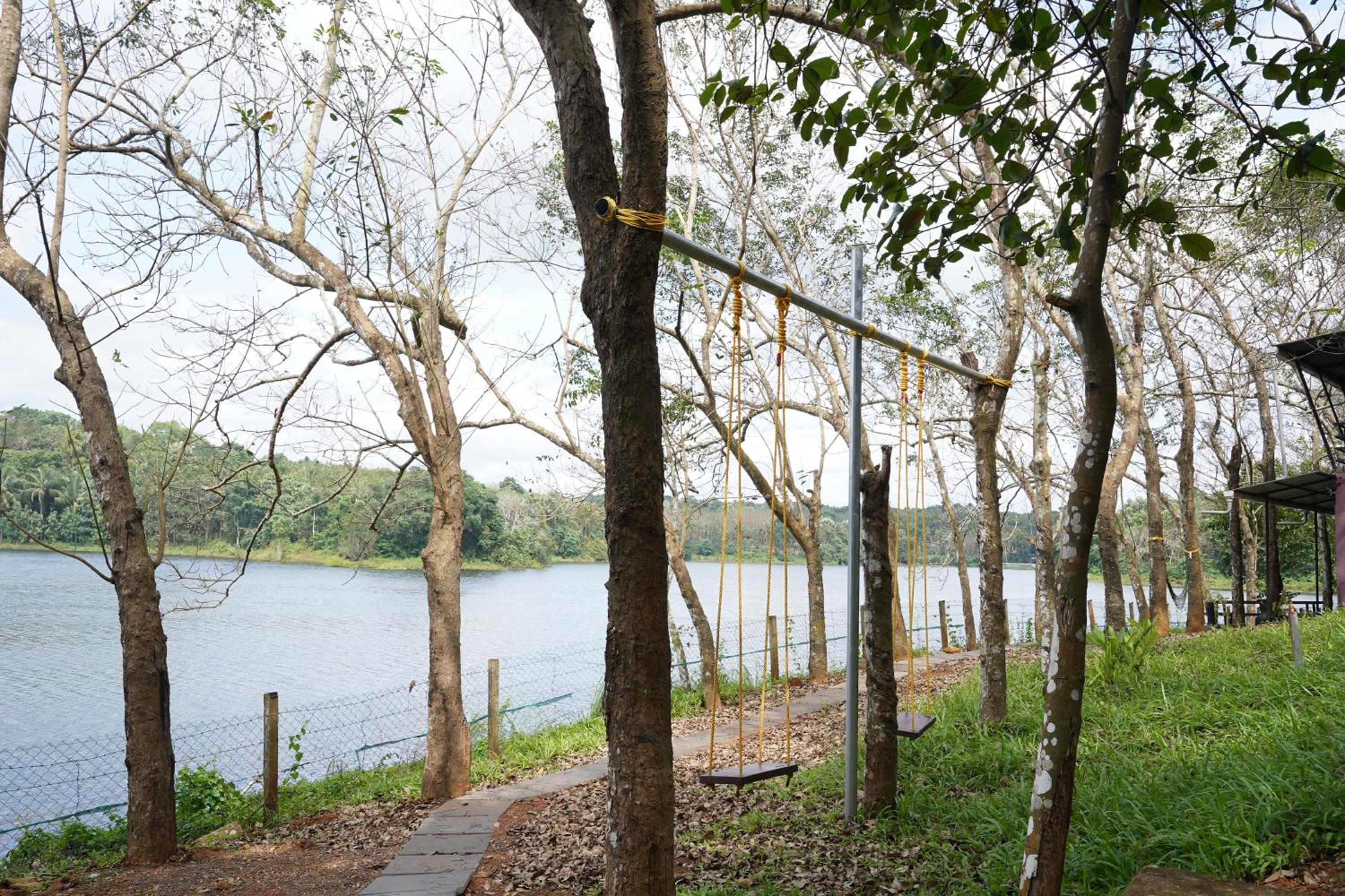 Double Room with Lake View photo 3