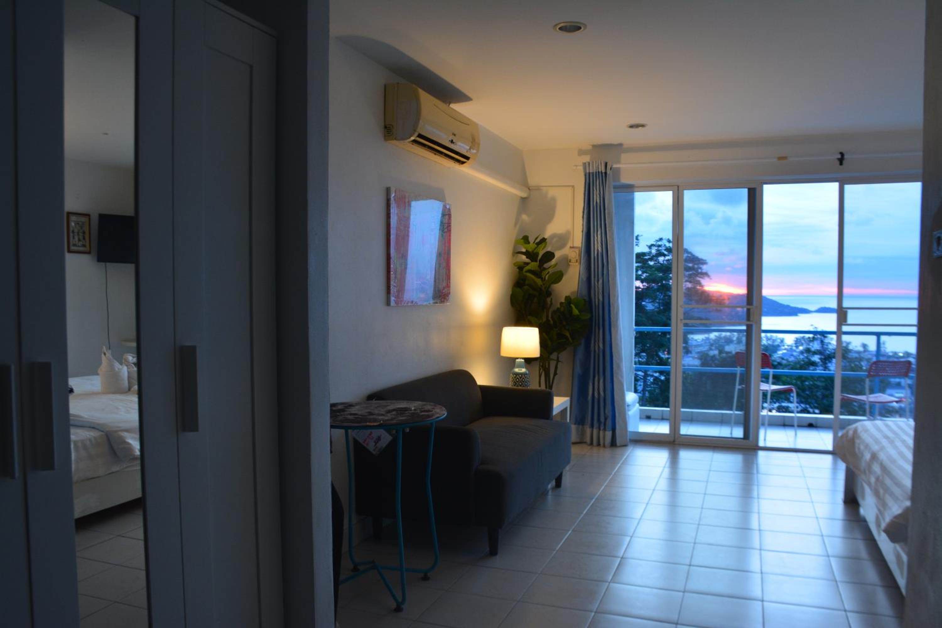 Studio with Sea View - Photo 20