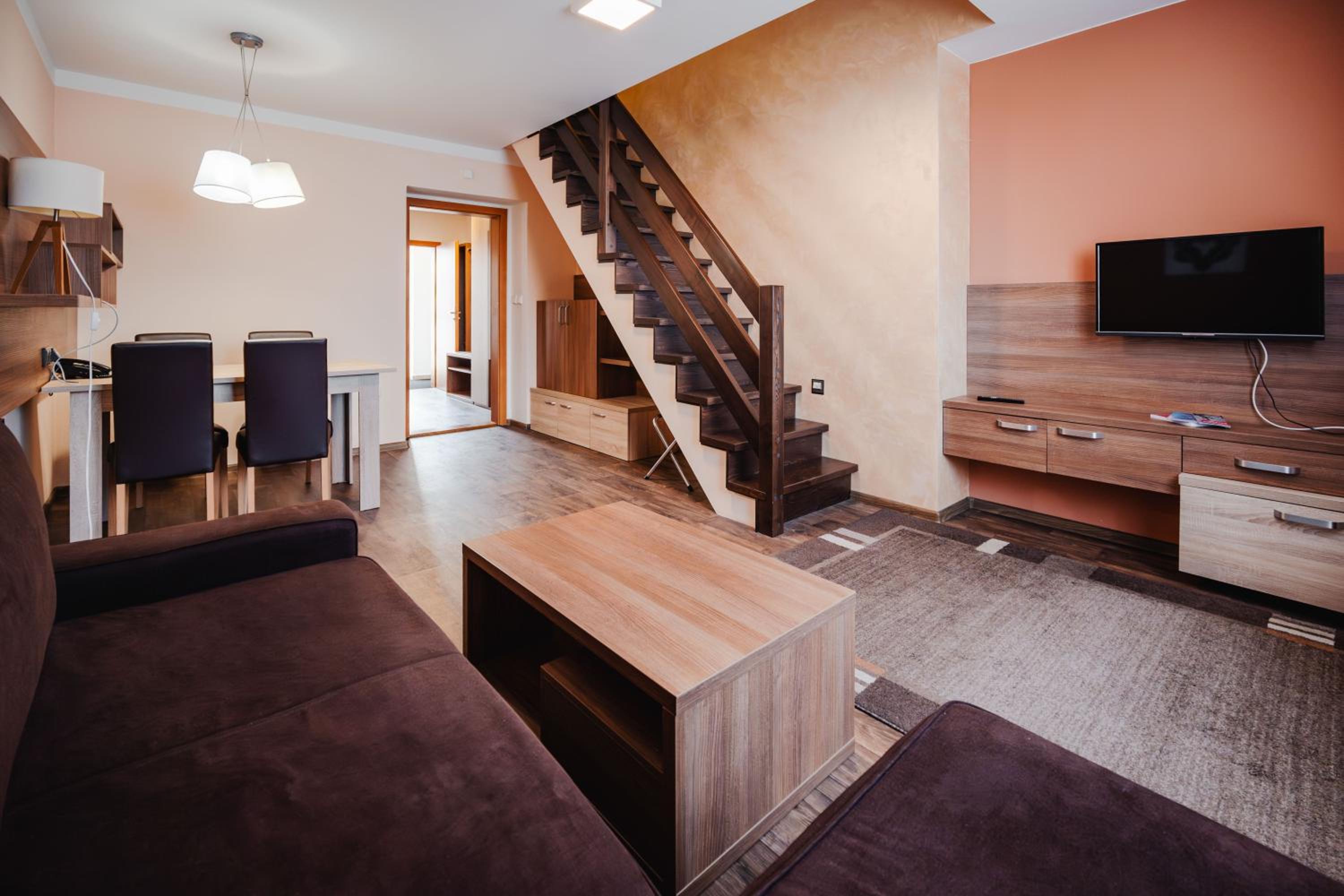 Superior One-Bedroom Apartment