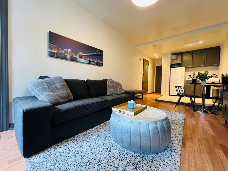 Superior One-Bedroom Apartment photo 1