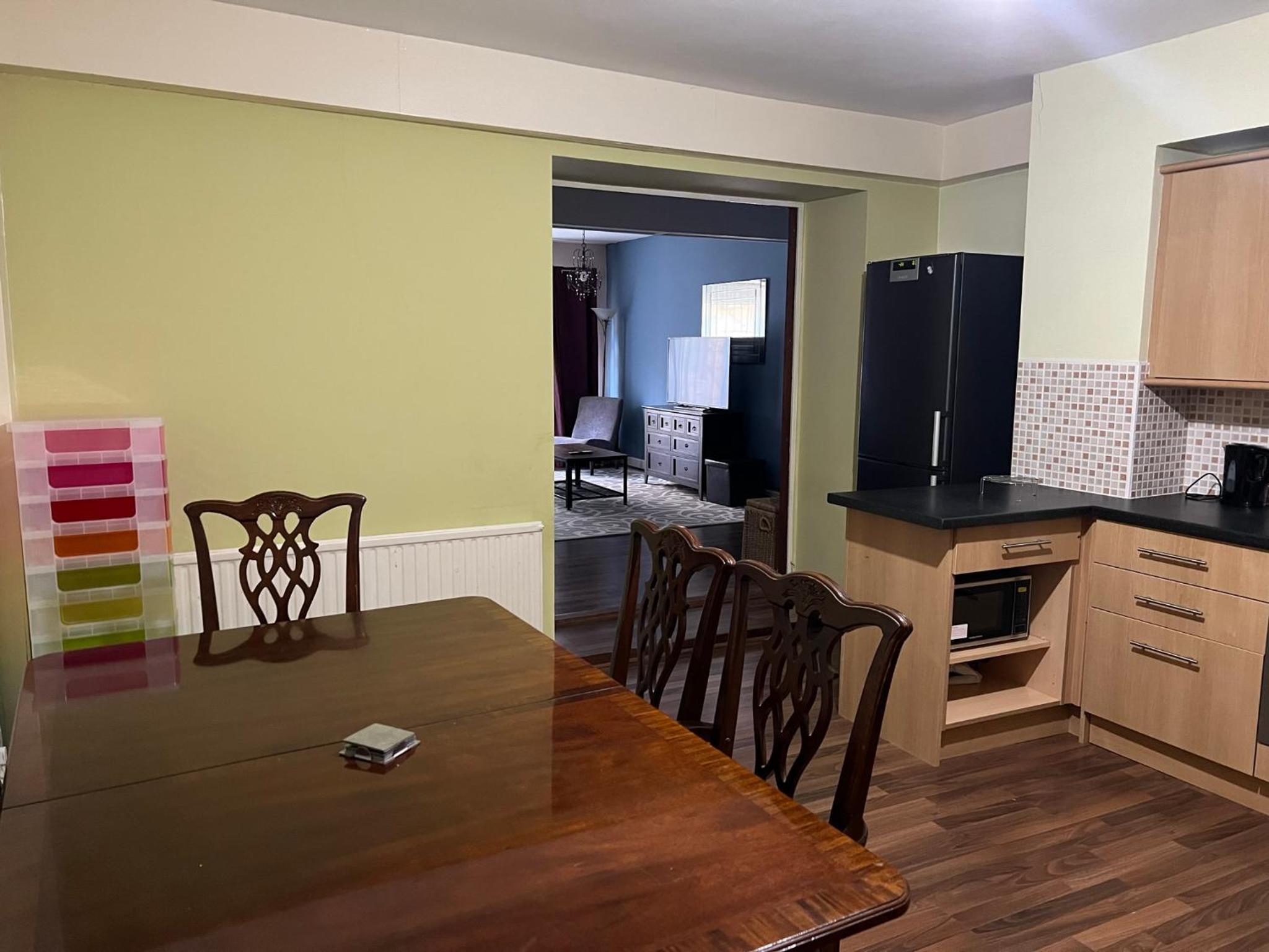 One-Bedroom Apartment photo 3
