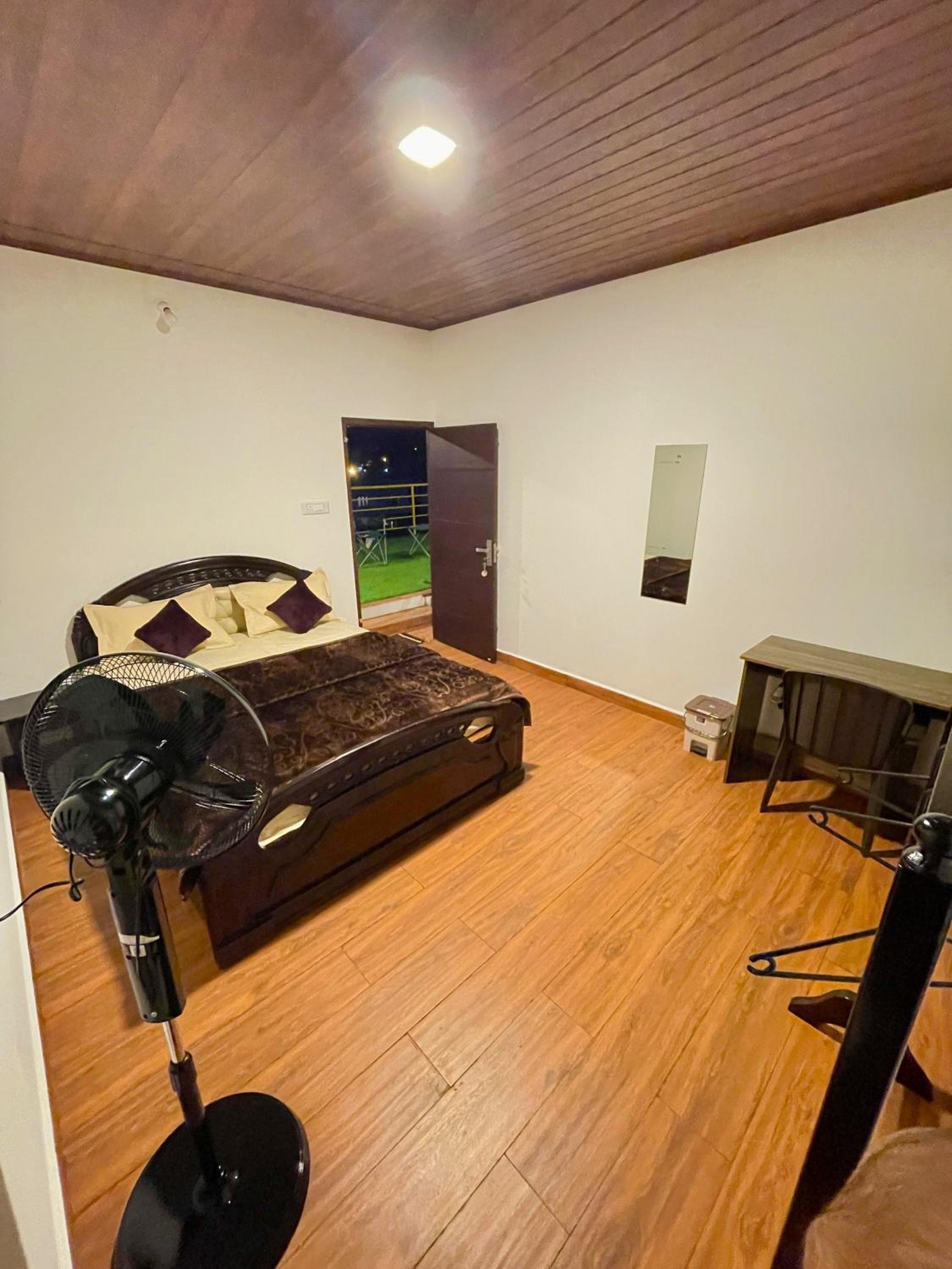 Standard Double Room photo 2