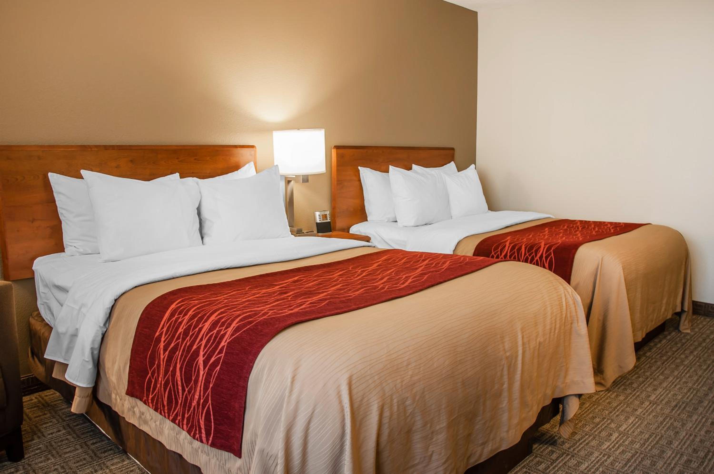 Double Room with Two Double Beds - Non-Smoking photo 2