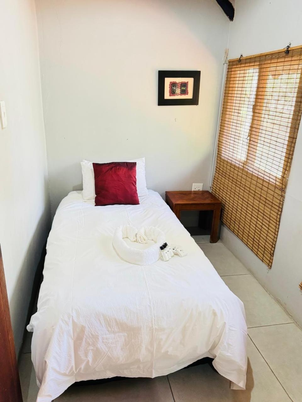 Family Room with Garden View photo 3