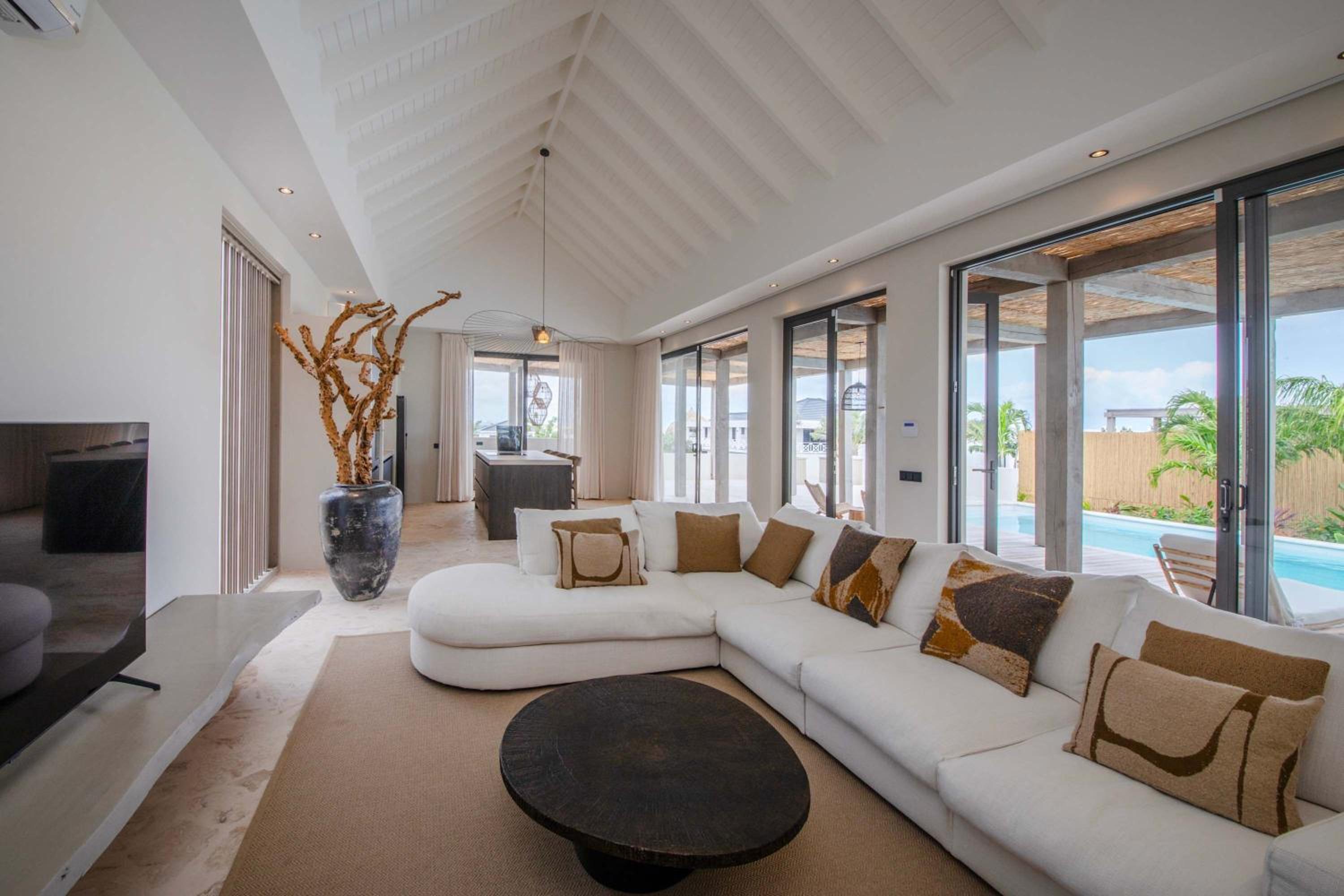 Villa photo 3