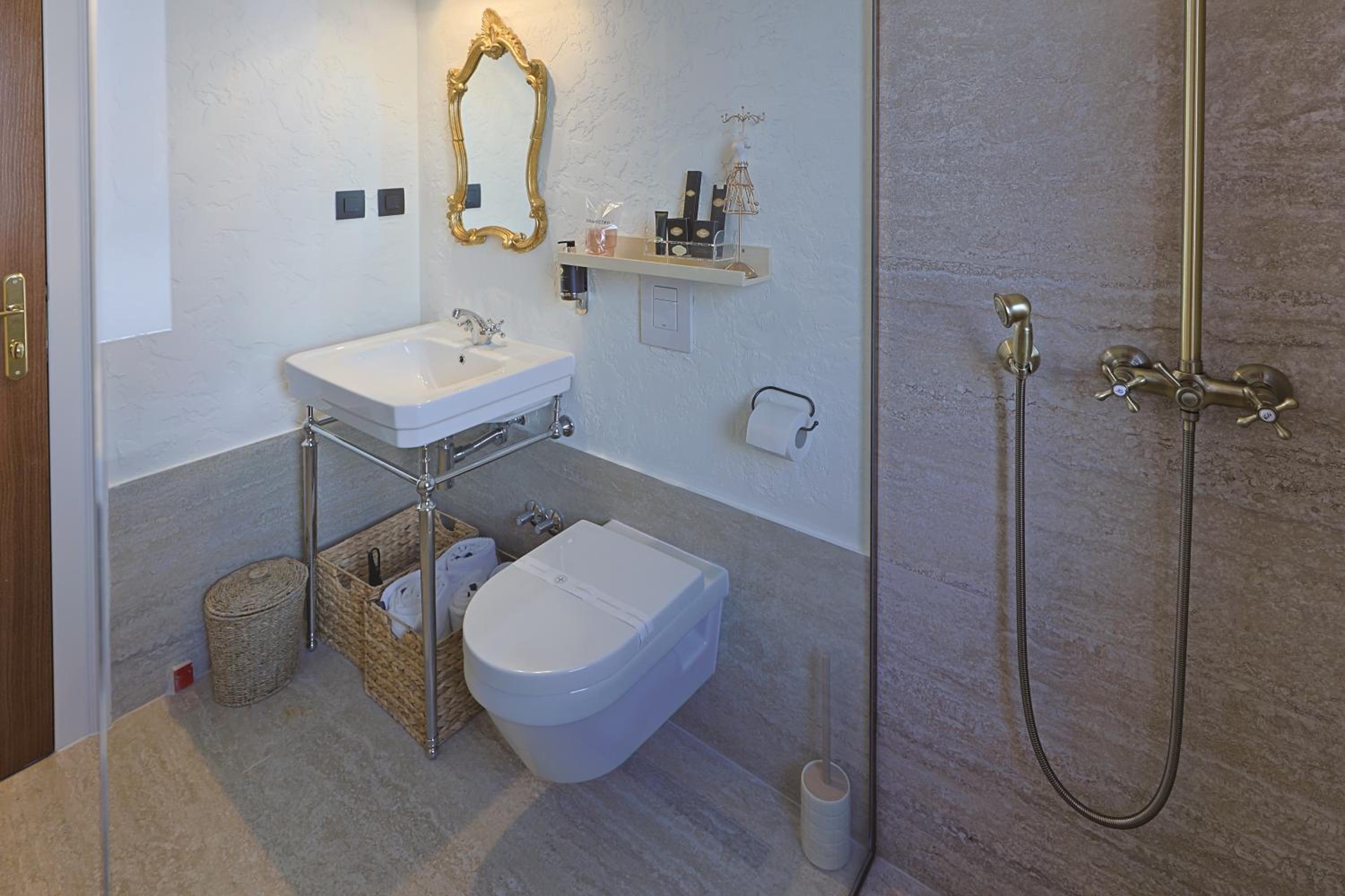 Standard Double or Twin Room with Garden View - Annex - Photo 15