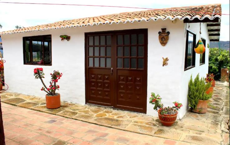 Two-Bedroom House photo 2