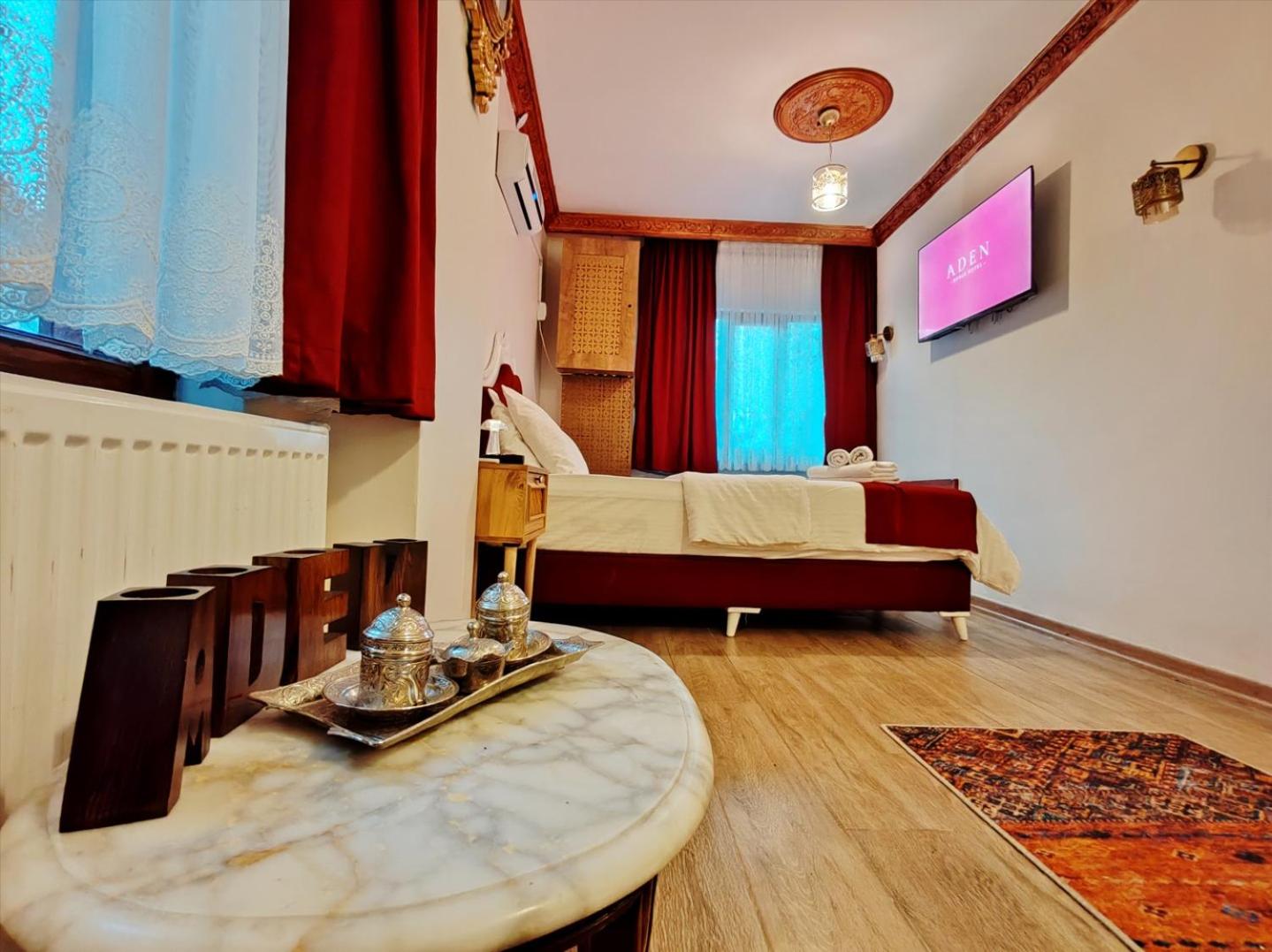 Deluxe Double Room With Bath photo 1
