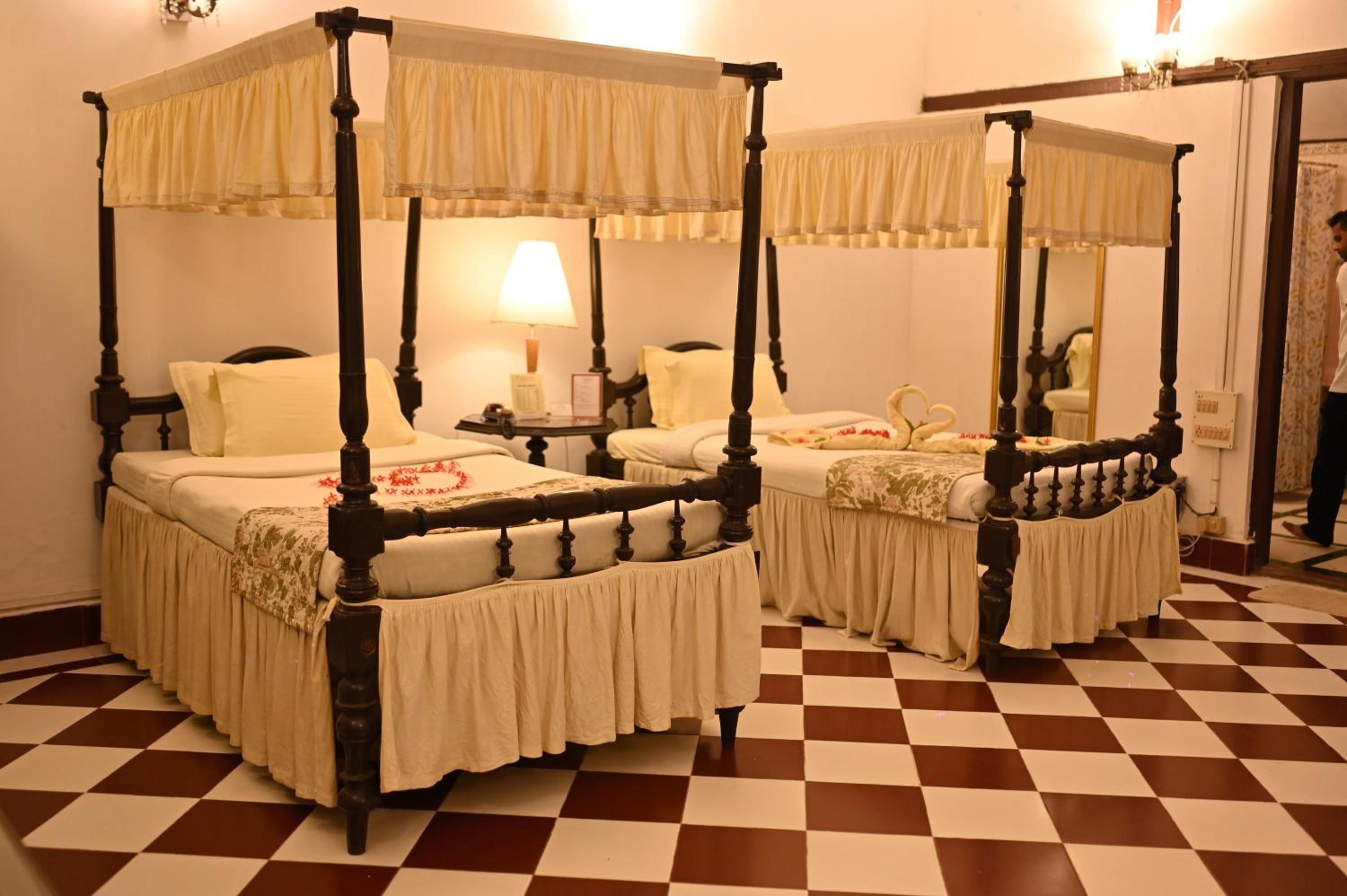 Deluxe Twin Room photo 2