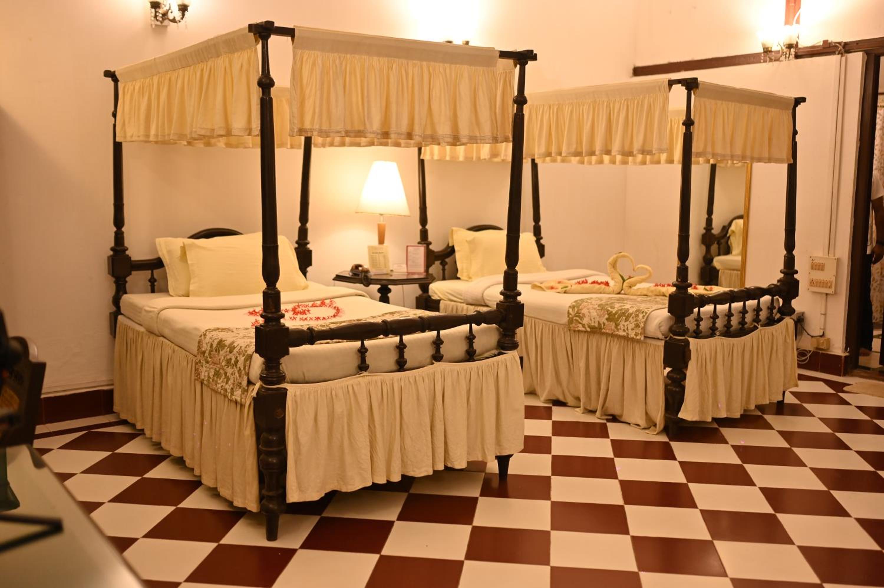 Deluxe Twin Room photo 3