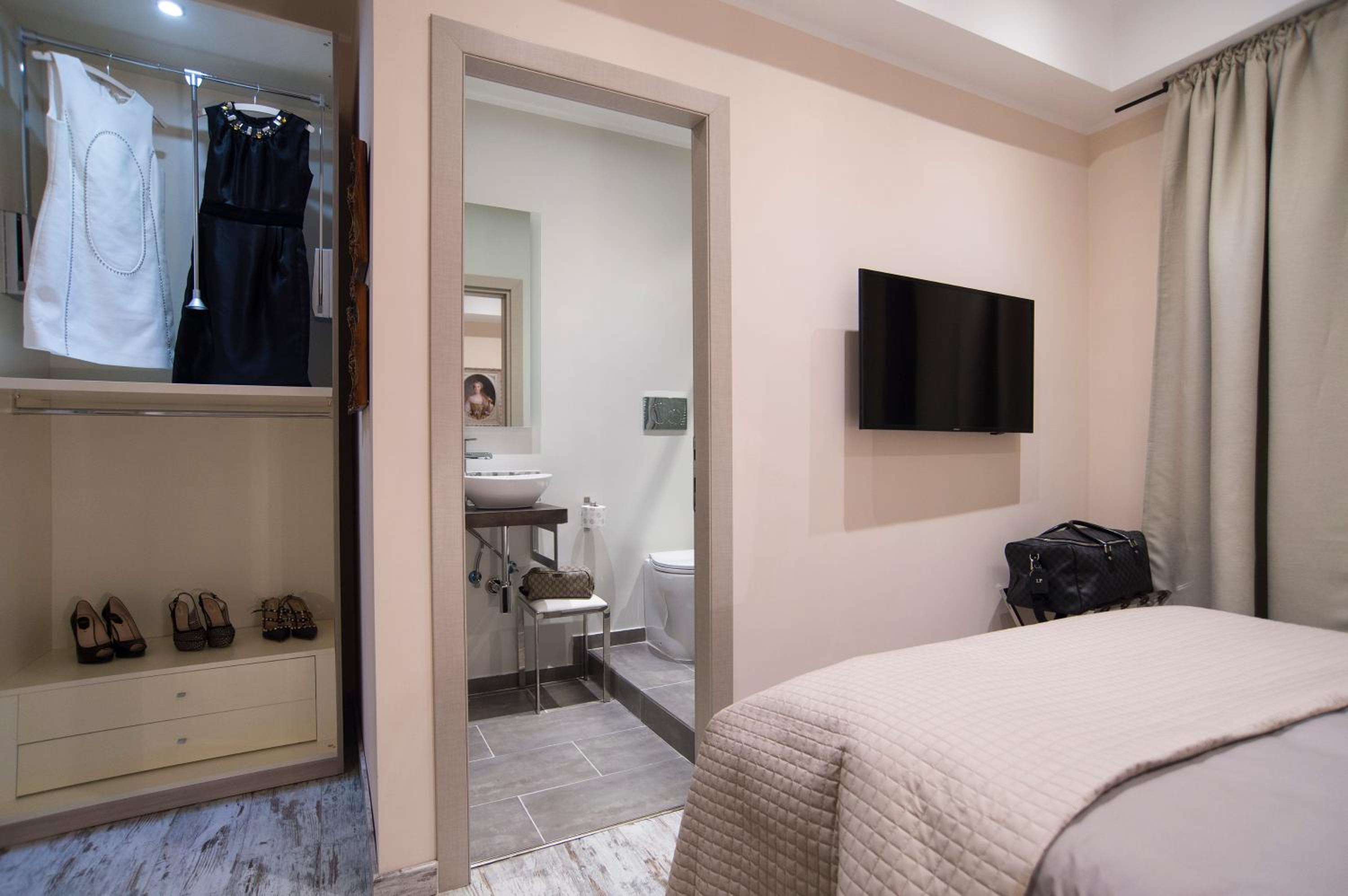 Double Room photo 2